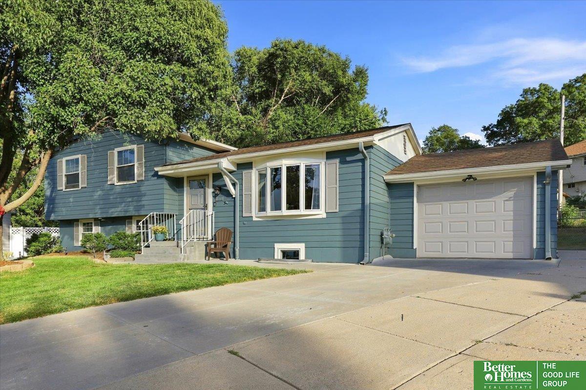 11505 Oak Circle — photo
