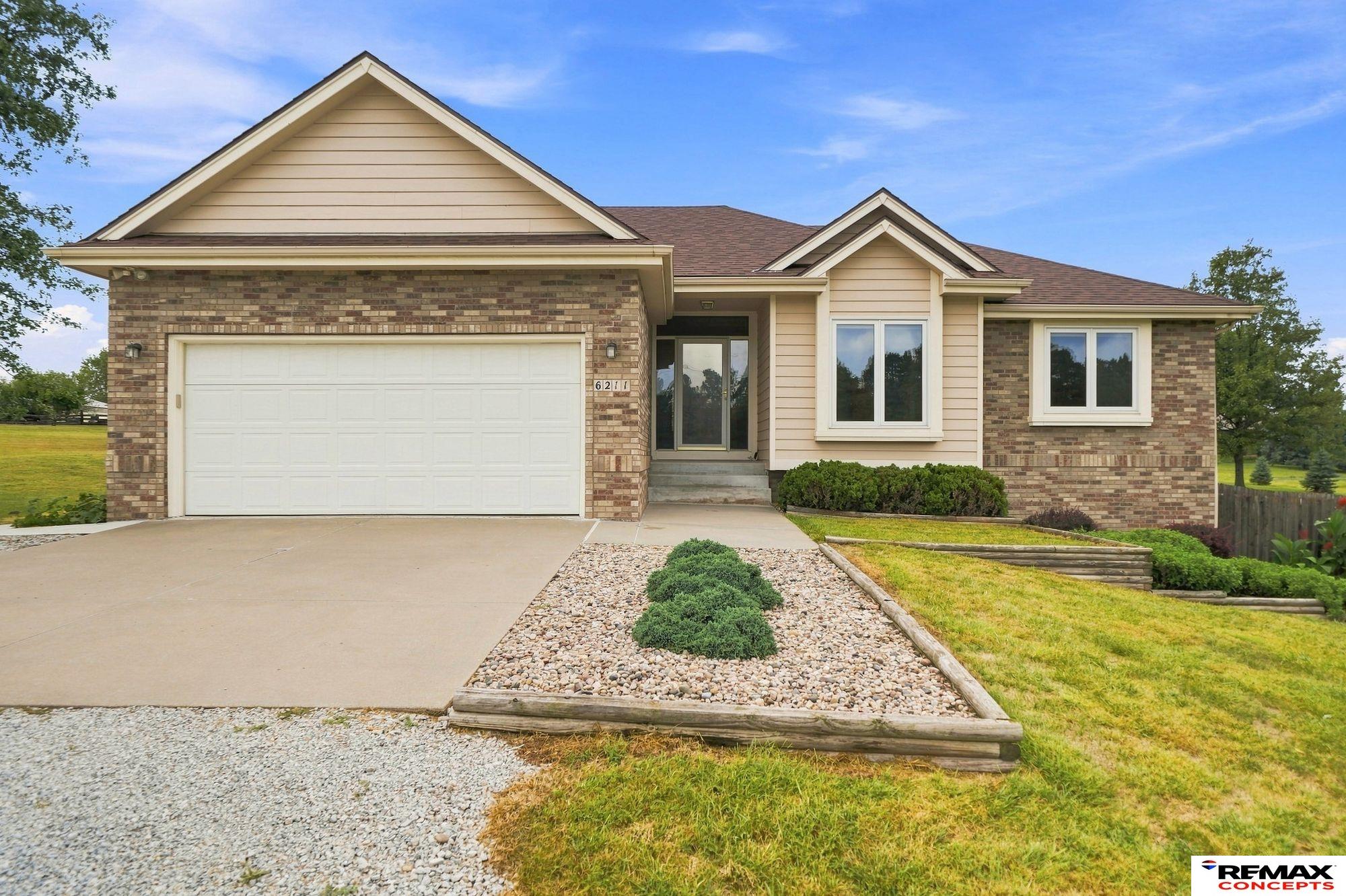 6211 Saddle Creek Trail — photo