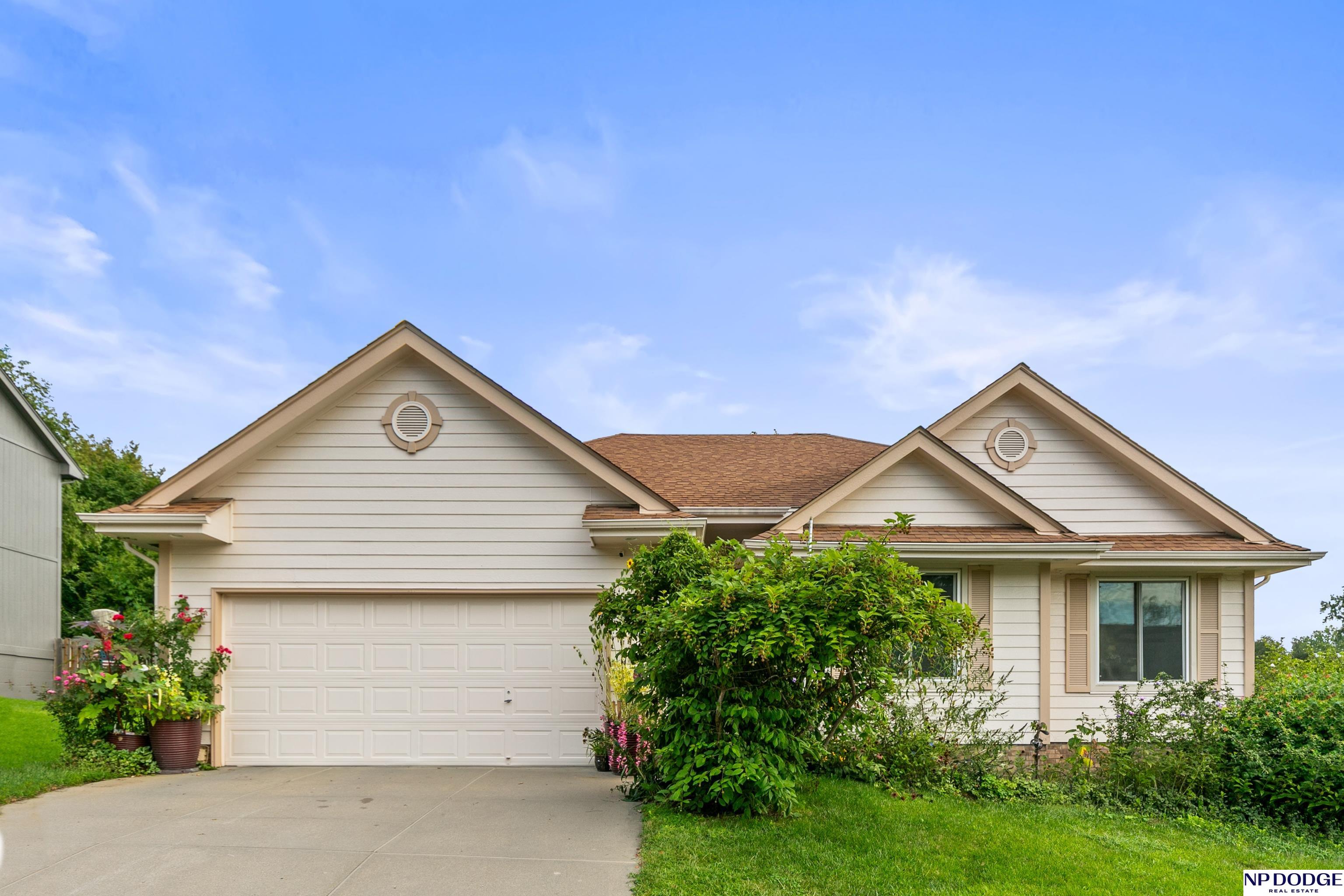 15102 Willow Creek Drive — photo