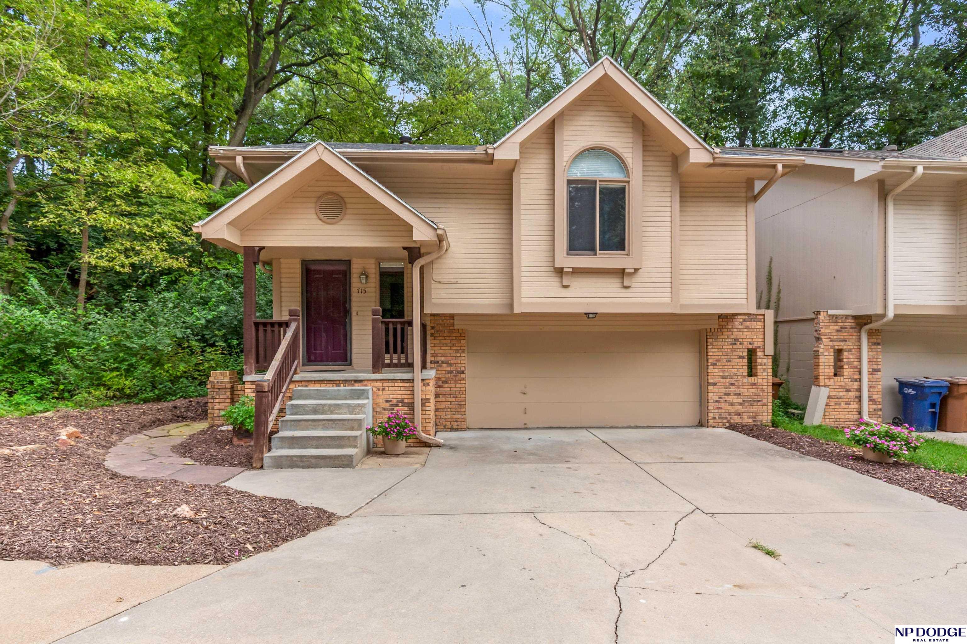 715 Jefferson Circle — photo
