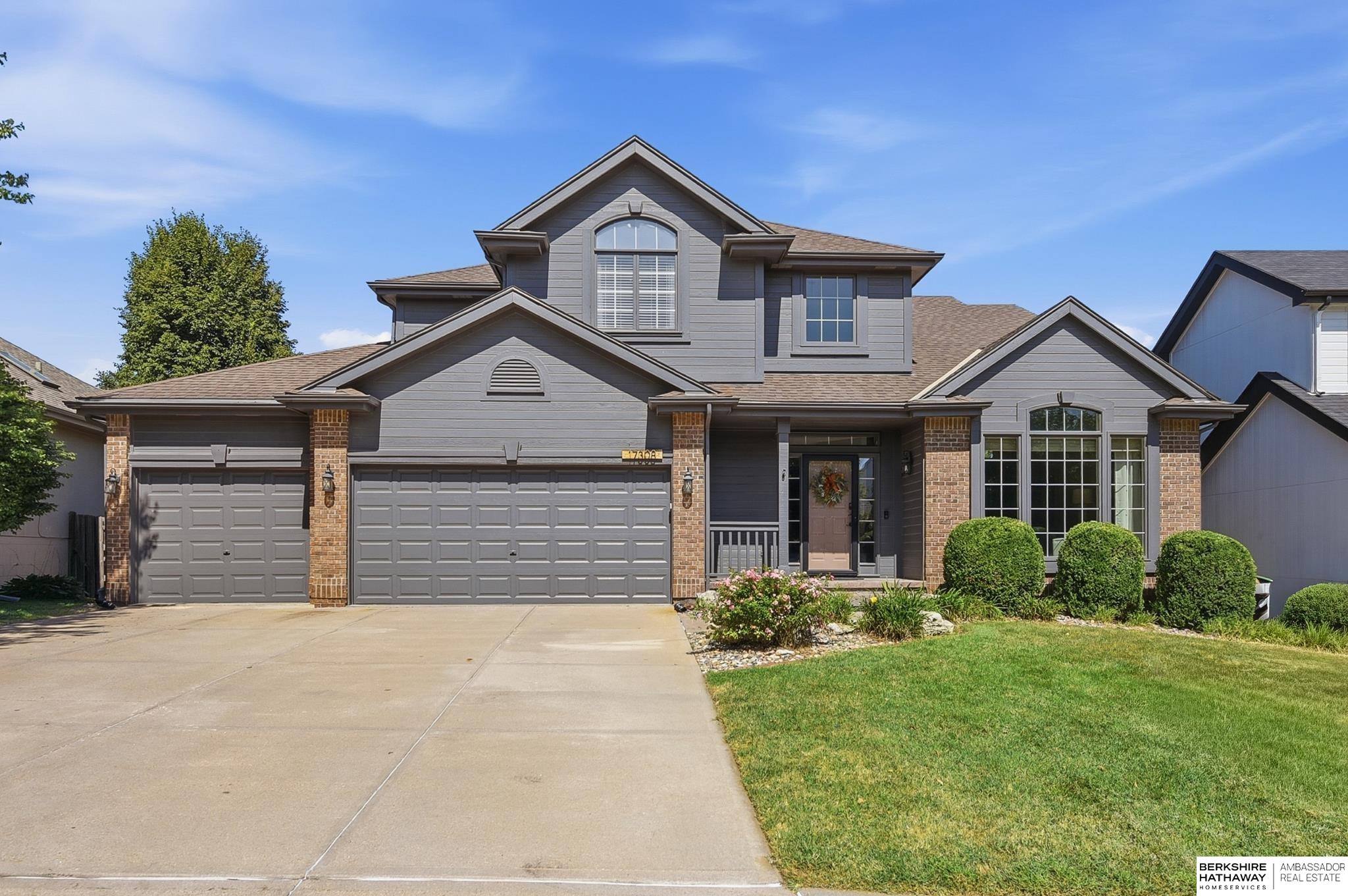 17308 Pine Circle — photo