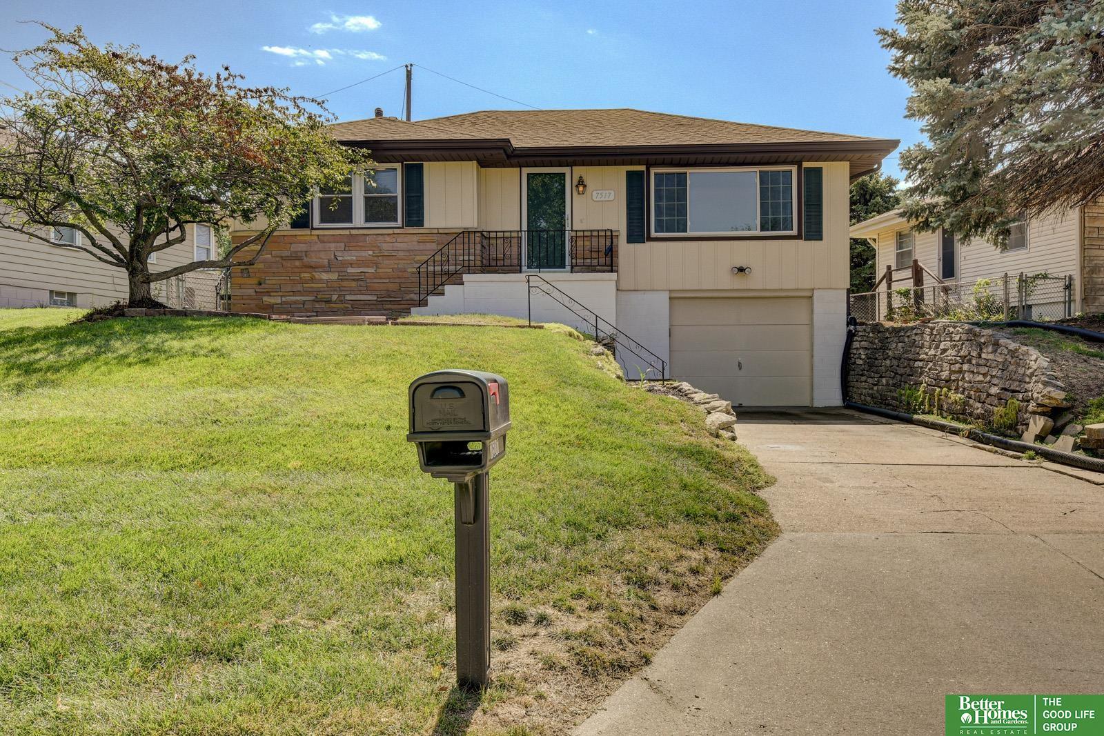 7517 Erskine Street — photo