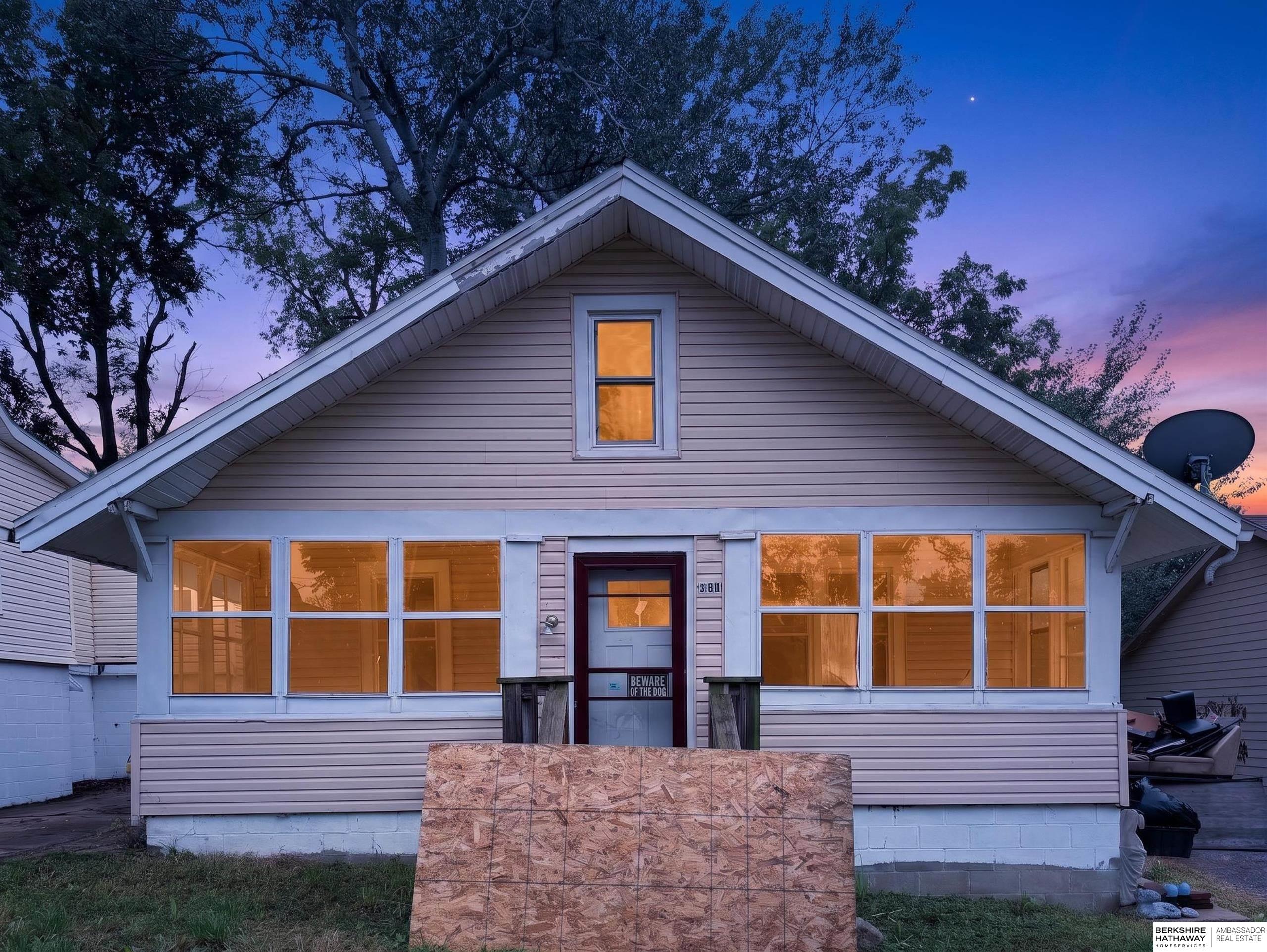 3611 Seward Street — photo