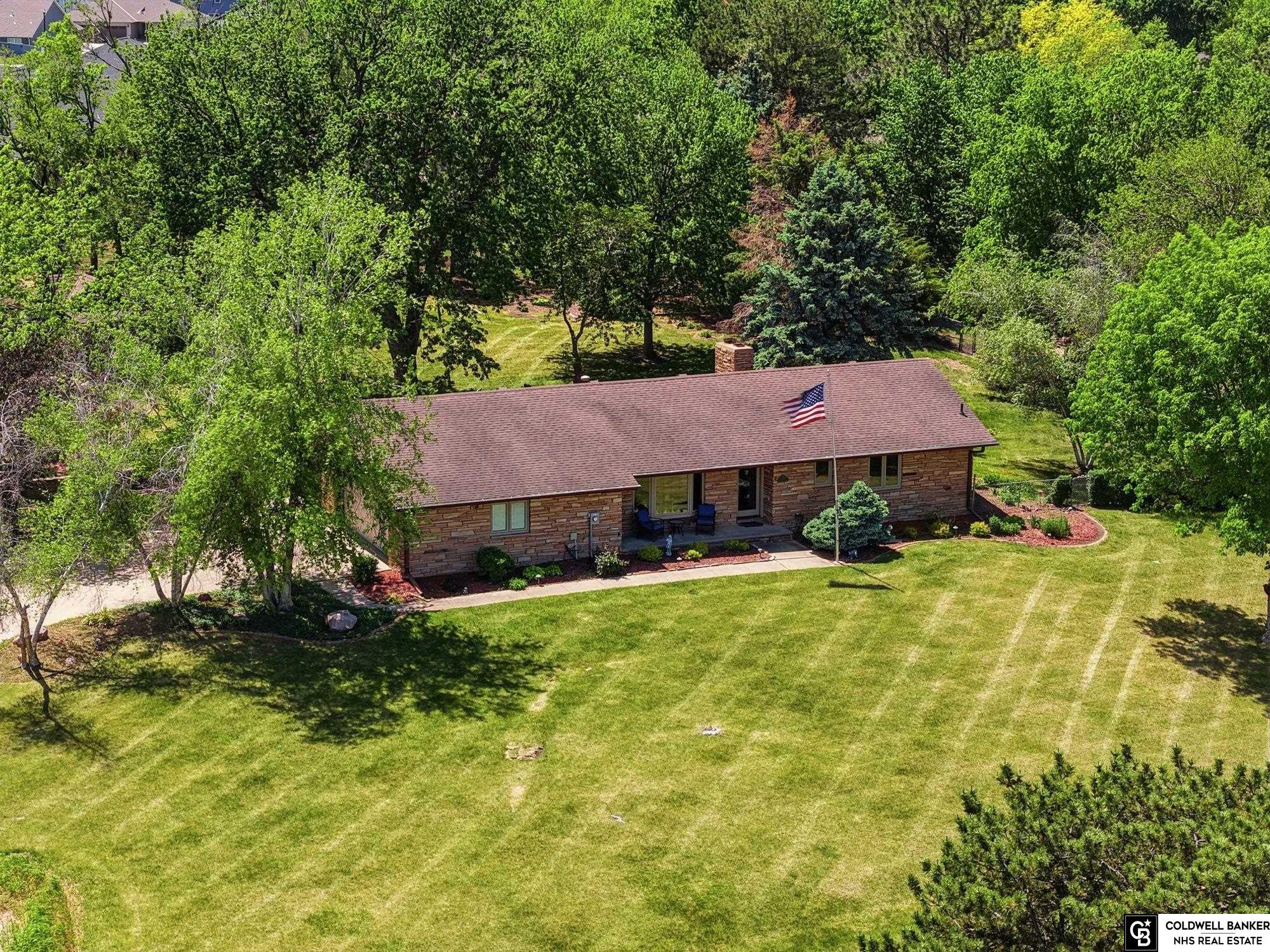 1221 Beechcraft Road — photo
