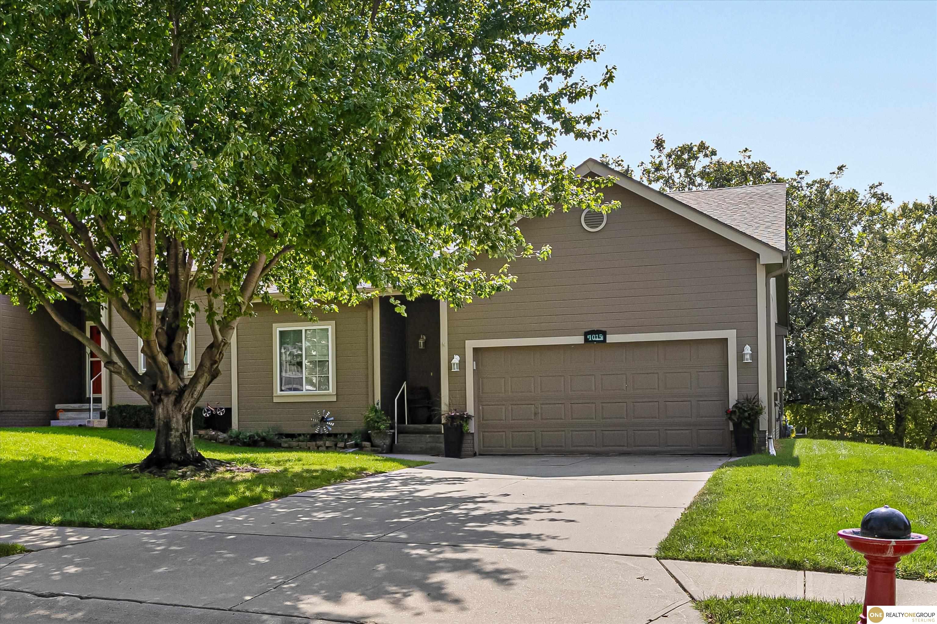 1015 Woodview Drive — photo