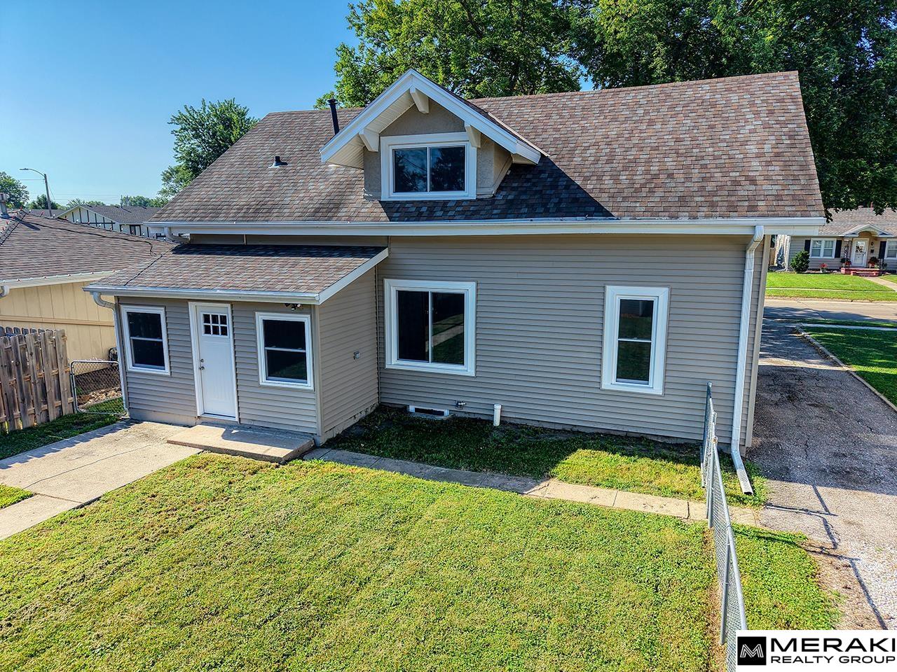 1712 Ella Street — photo