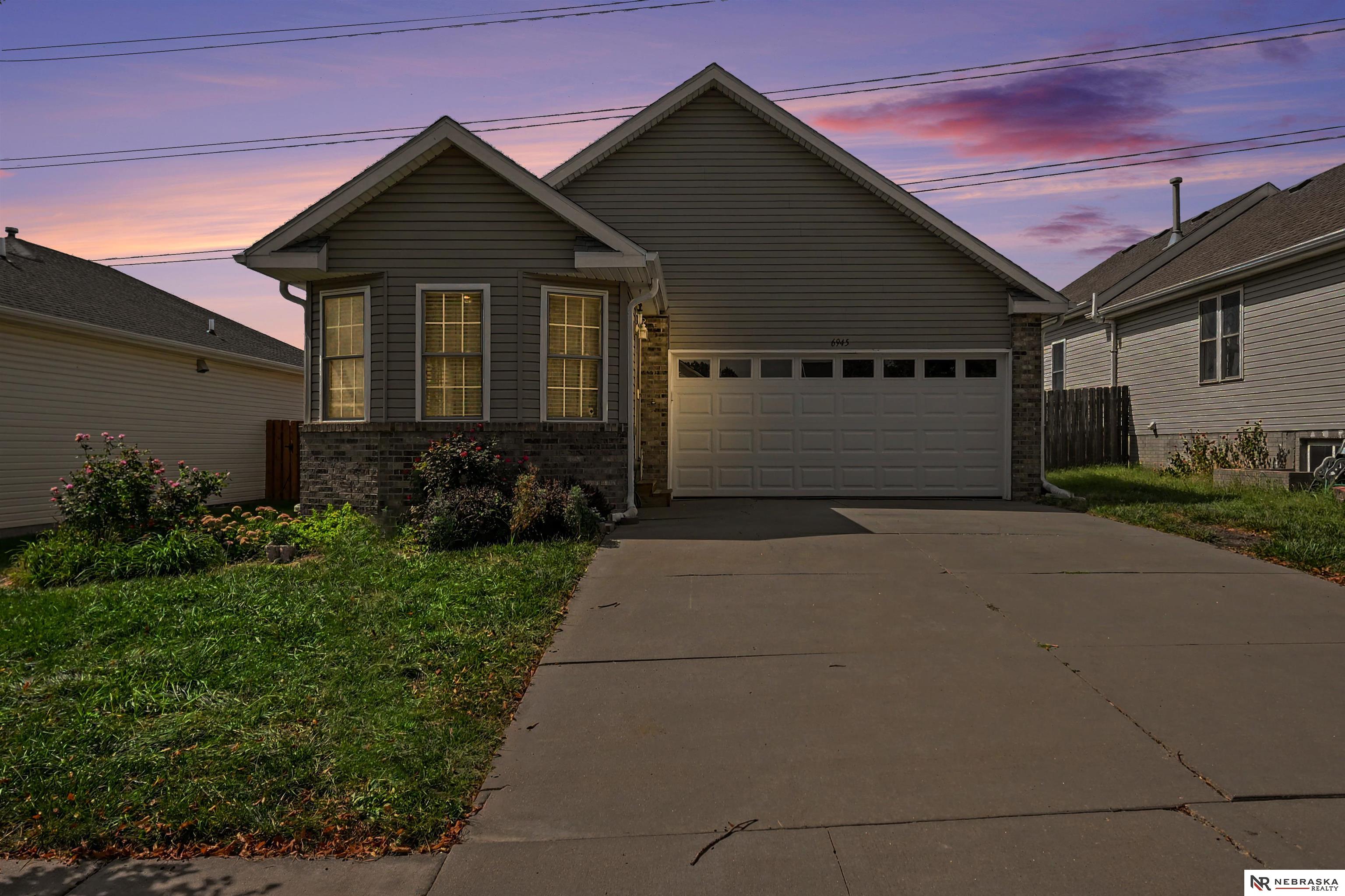 6945 Whitewater Lane — photo