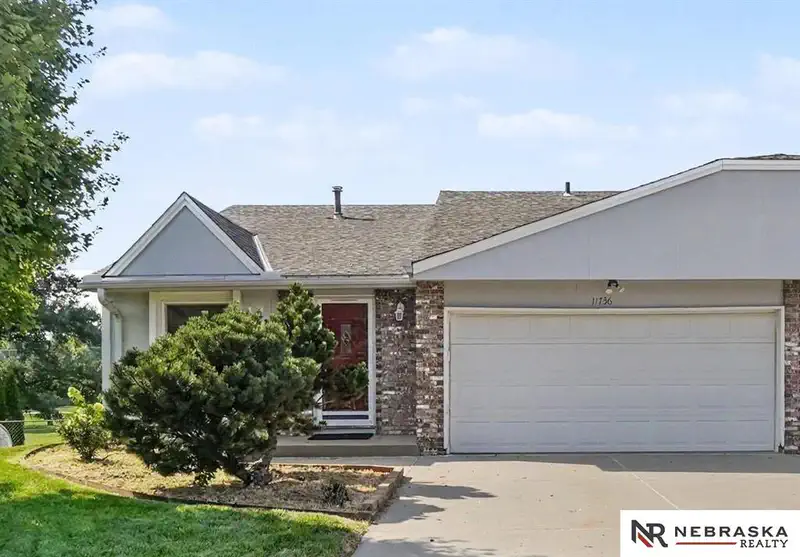 11736 Ruggles Circle — photo