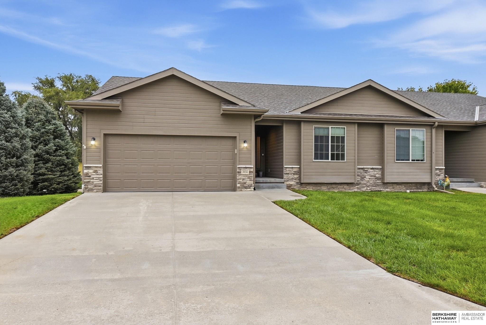 3034 Lakeside Drive — photo