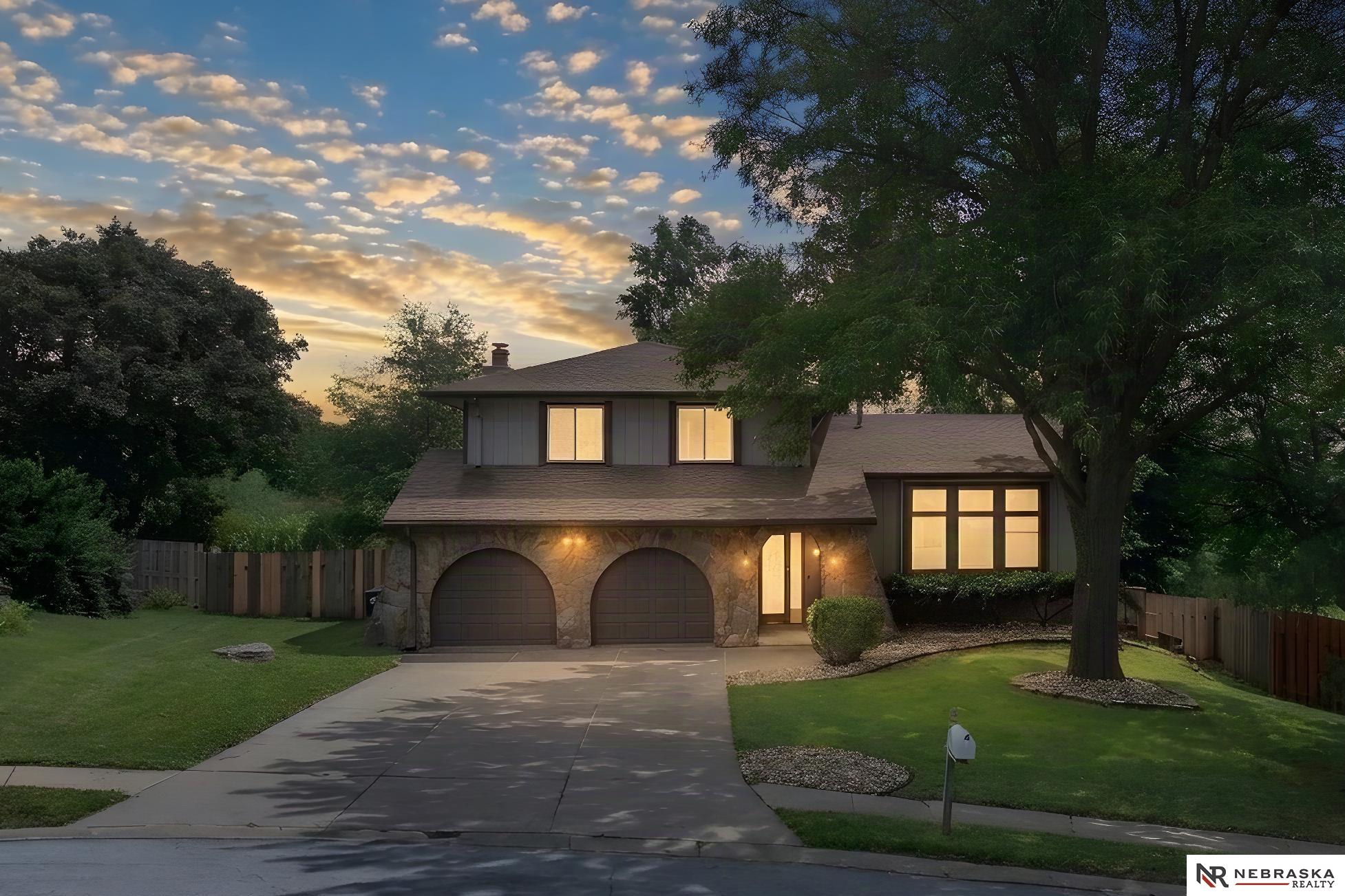 11311 Taylor Street — photo