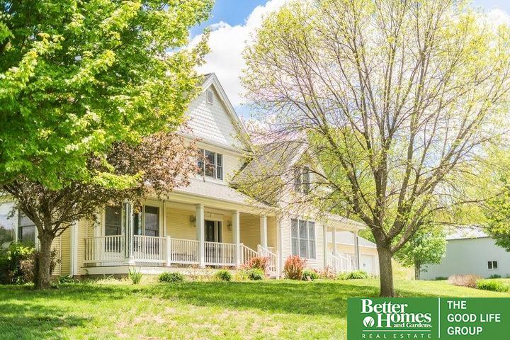 2048 Horse Creek Road — photo