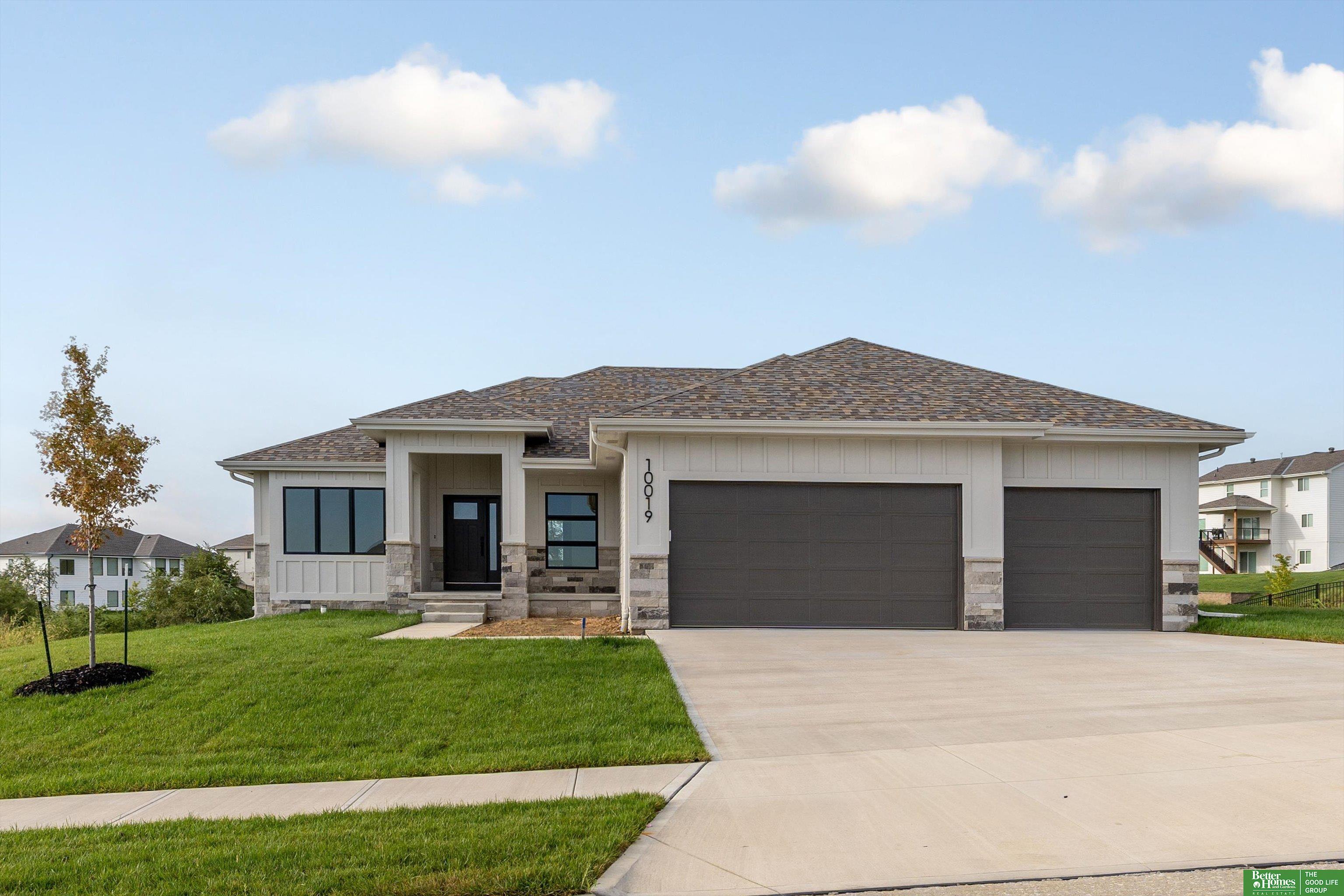 10019 Prospect Street — photo
