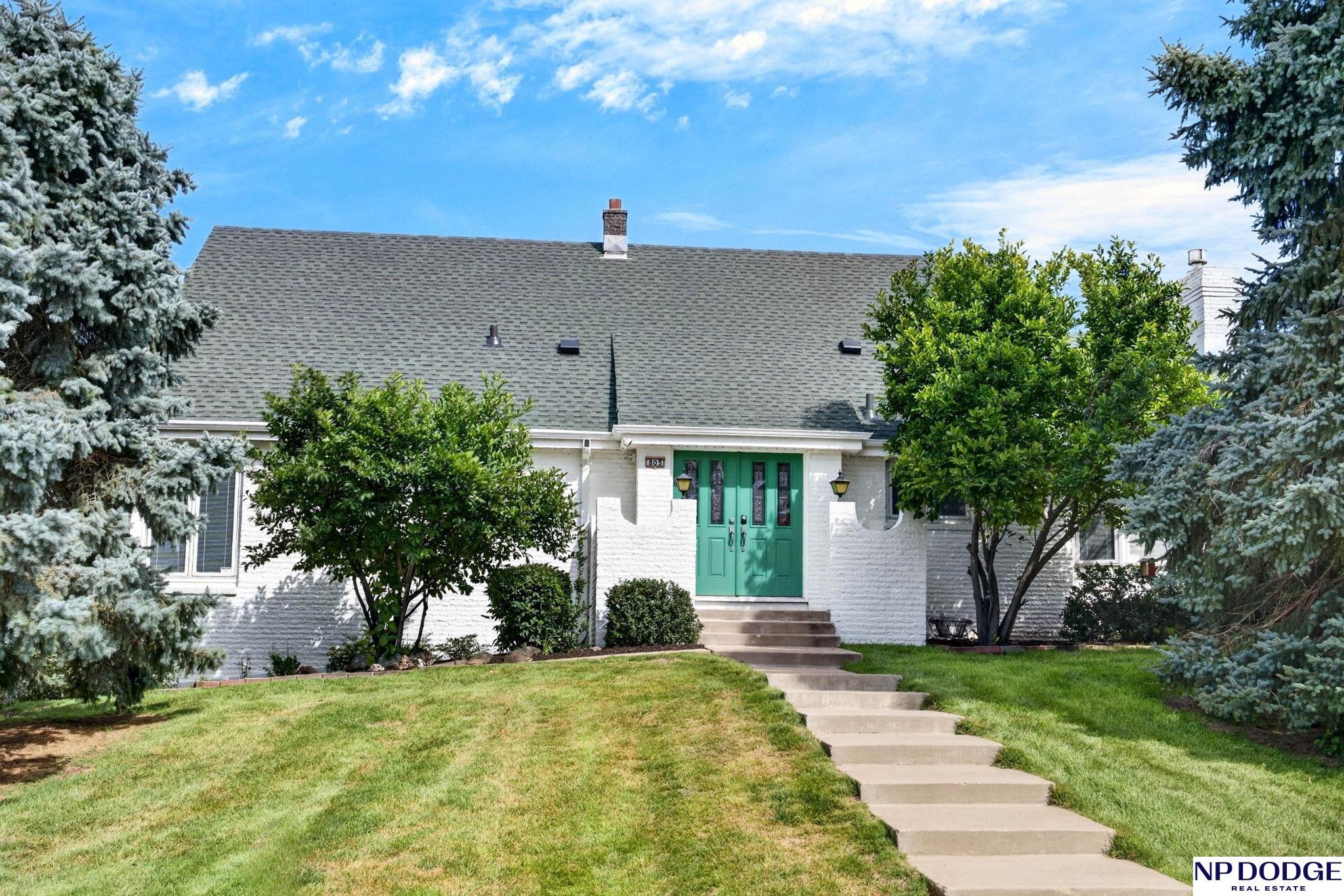 805 Leawood Drive — photo