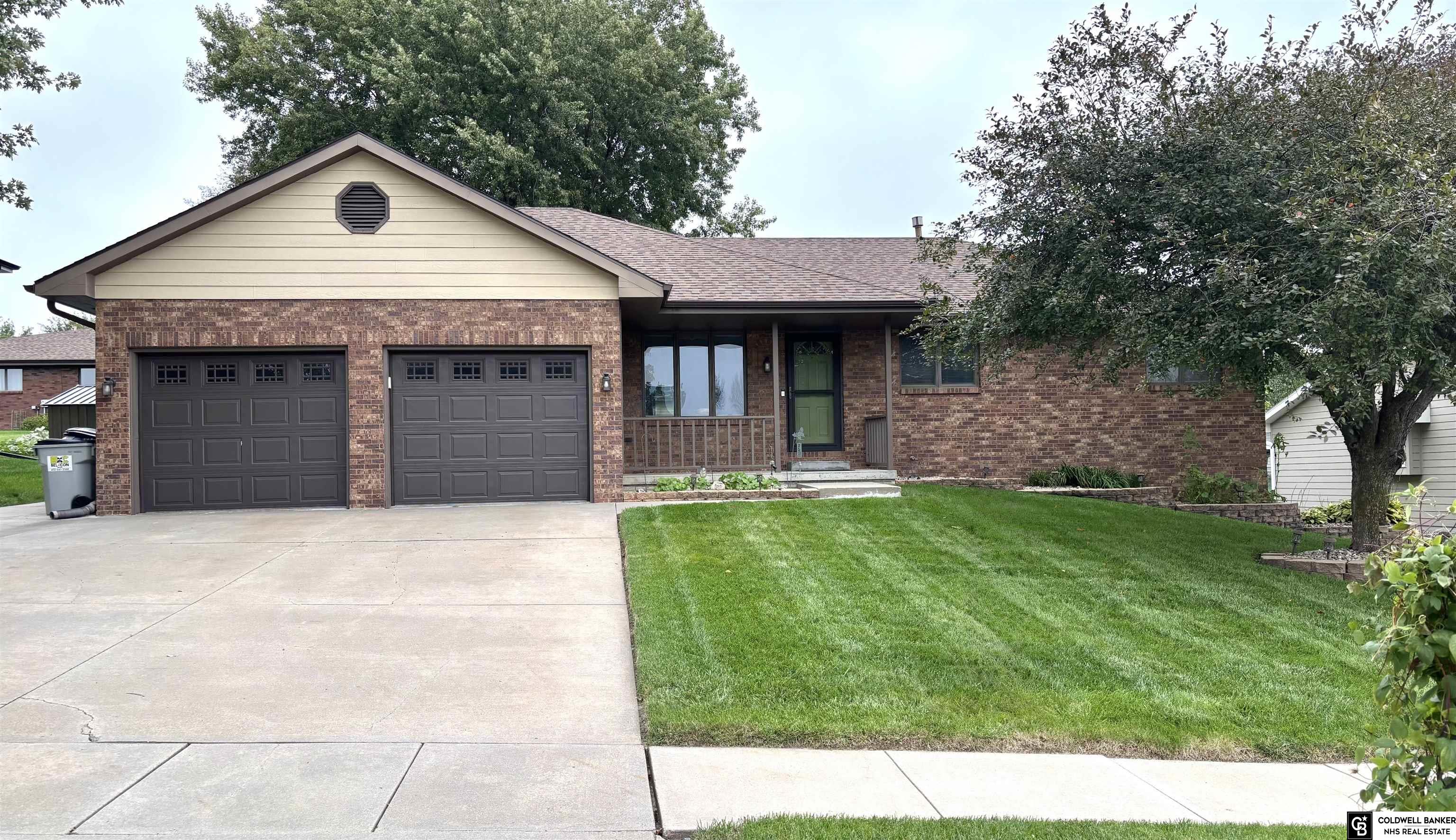 732 Cory Drive — photo