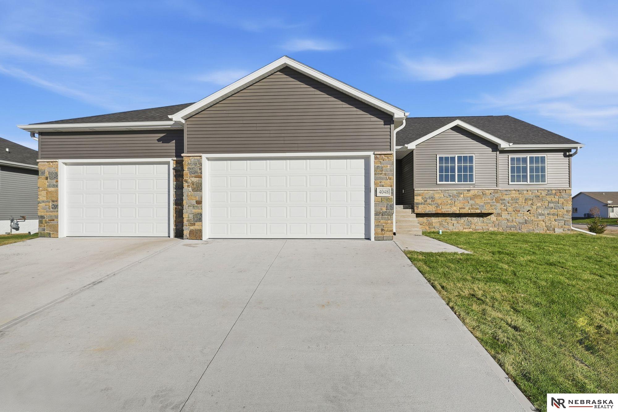 4048 Northview Drive — photo