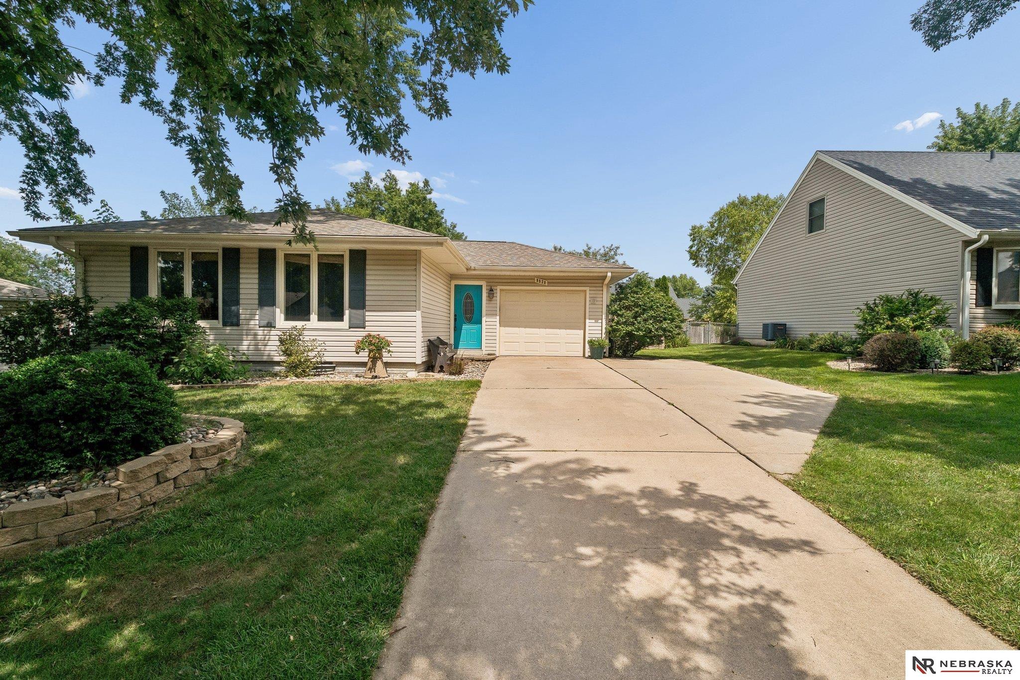 8520 Morning Glory Lane — photo