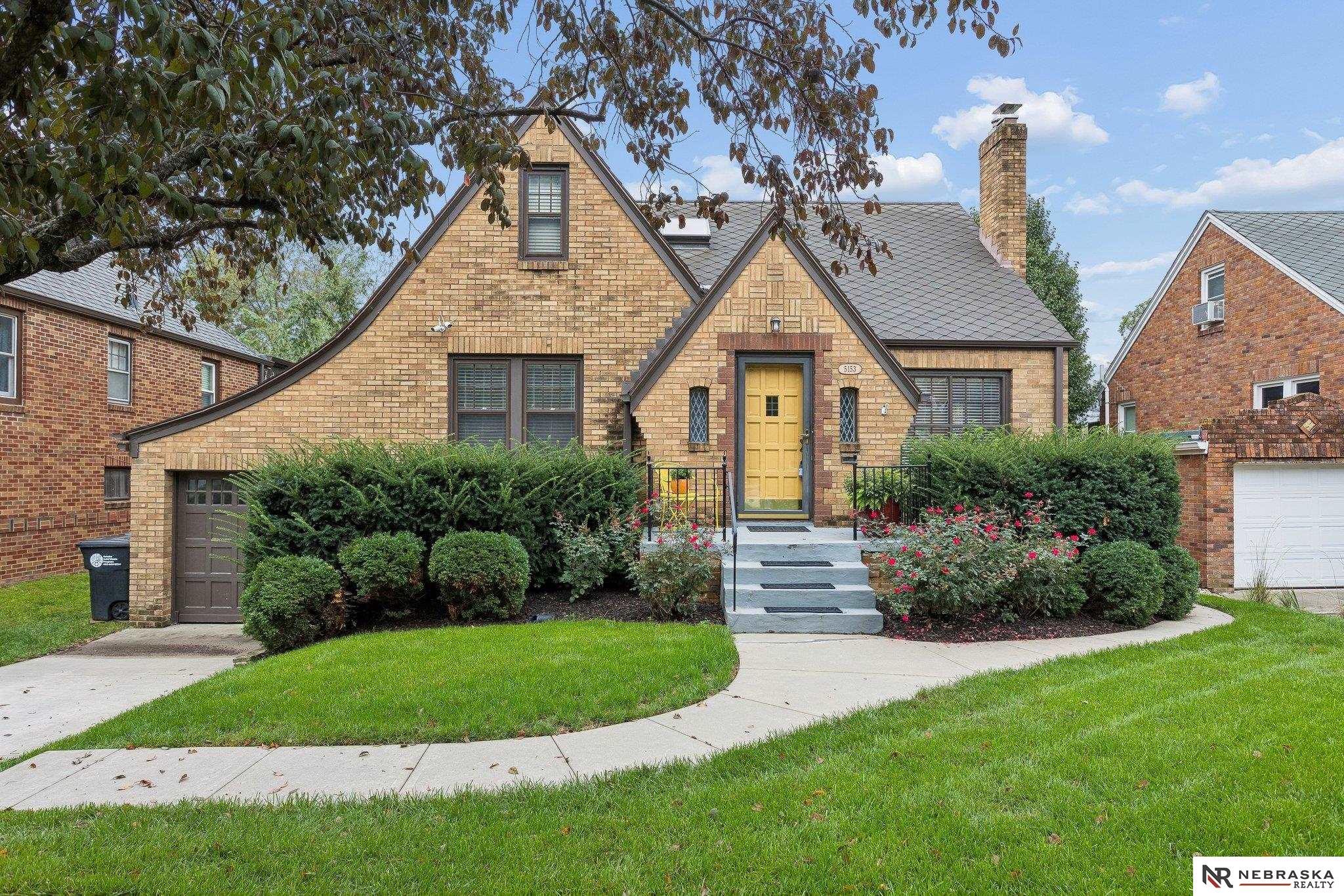 5153 Lake Street — photo