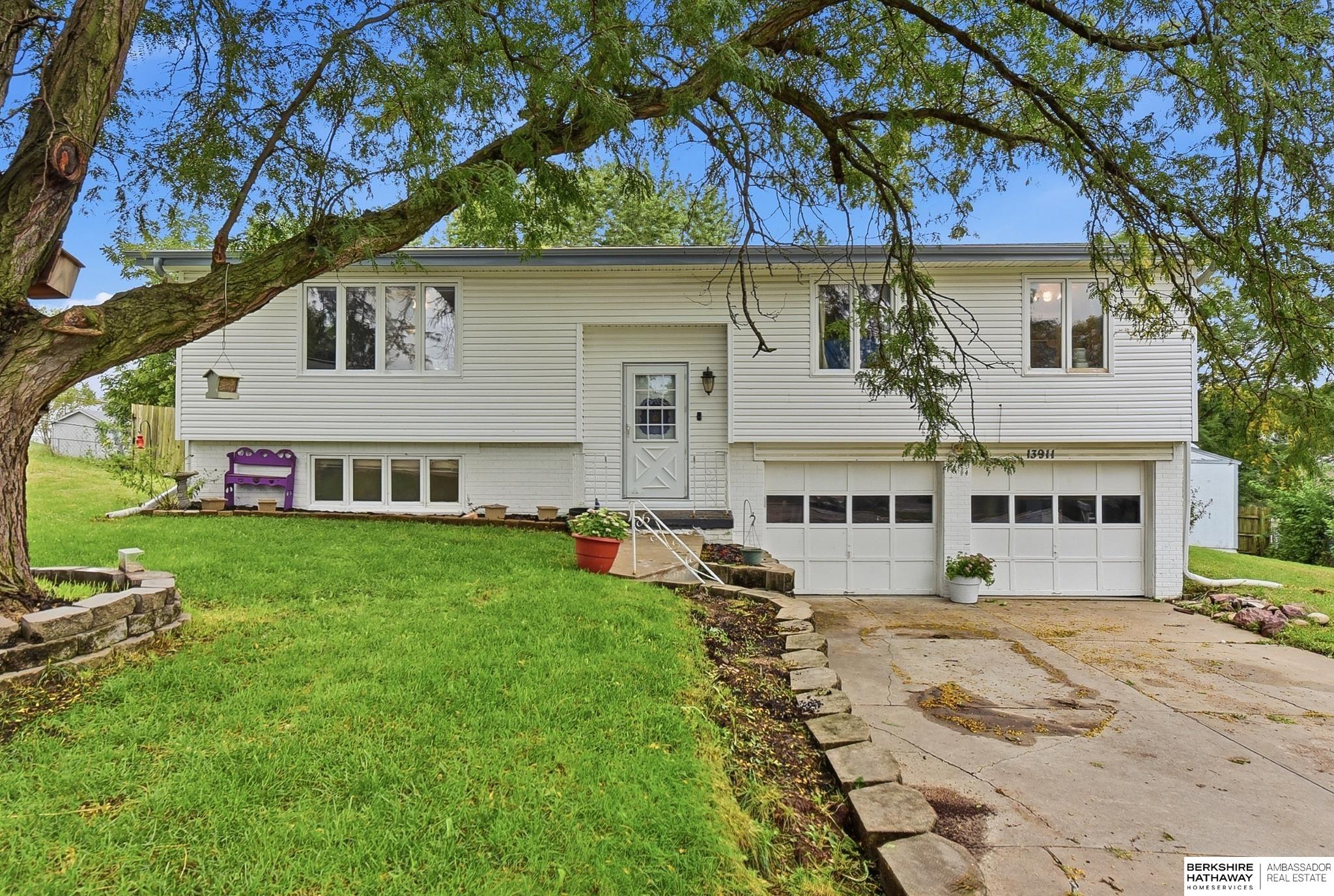 13911 Lisa Circle — photo