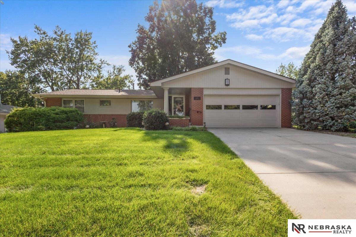 431 Lakewood Drive — photo