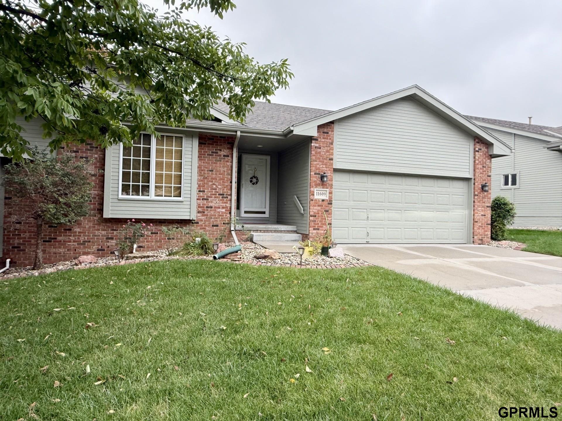 11609 Lakeview Drive — photo