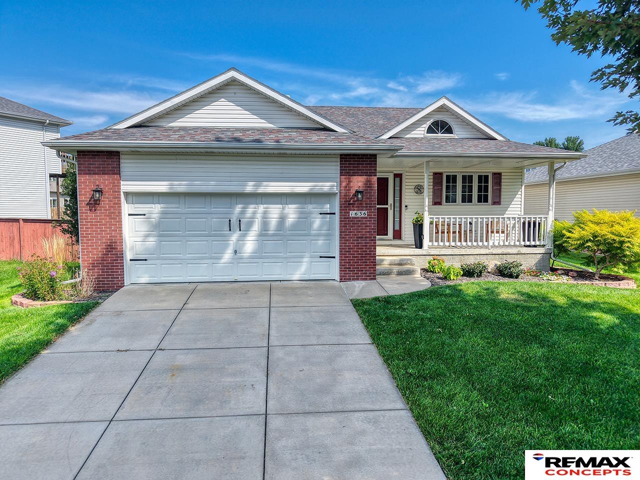 1636 Blackhawk Drive — photo