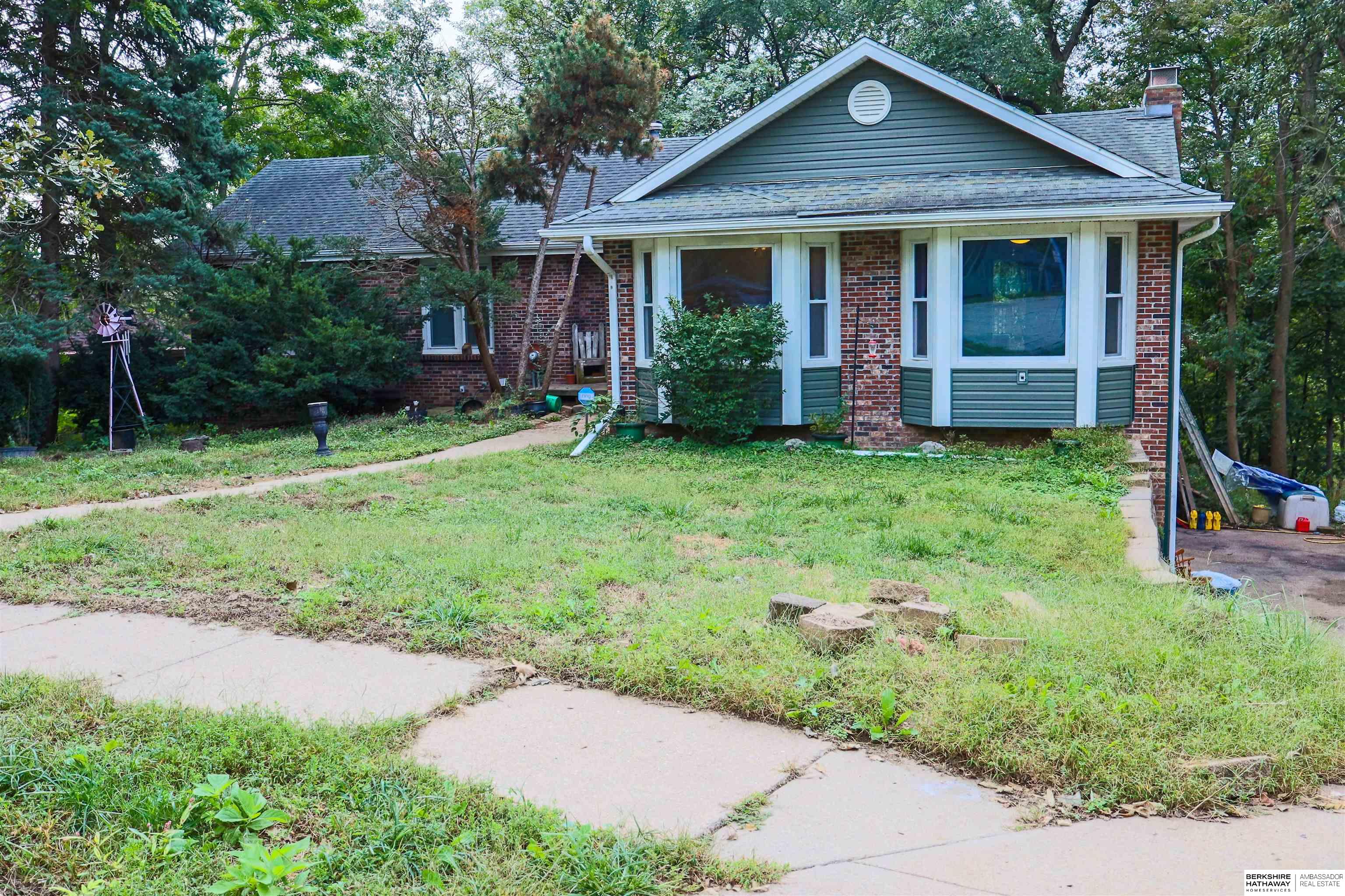 501 Dowding Court — photo