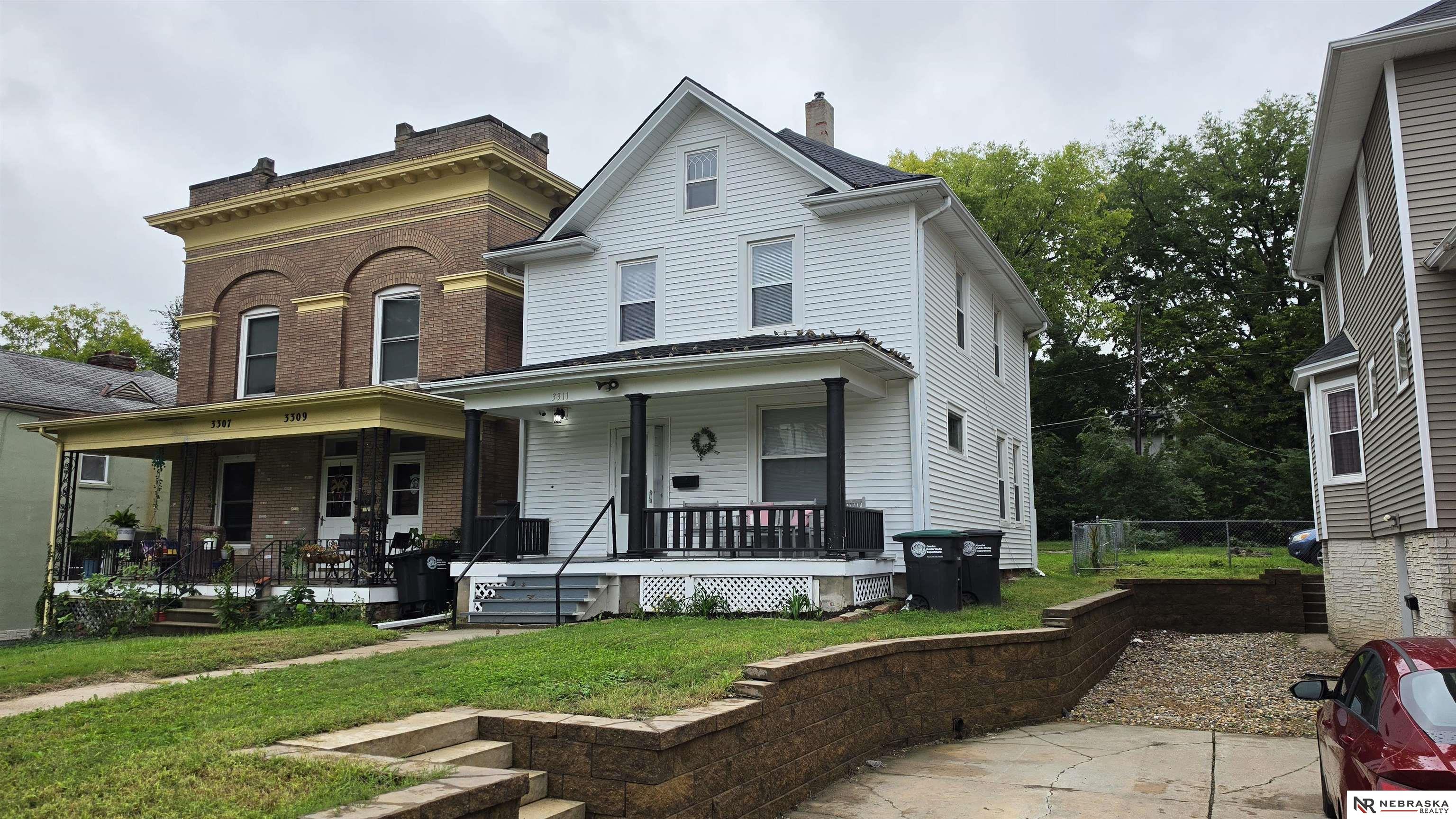 3311 Burt Street — photo
