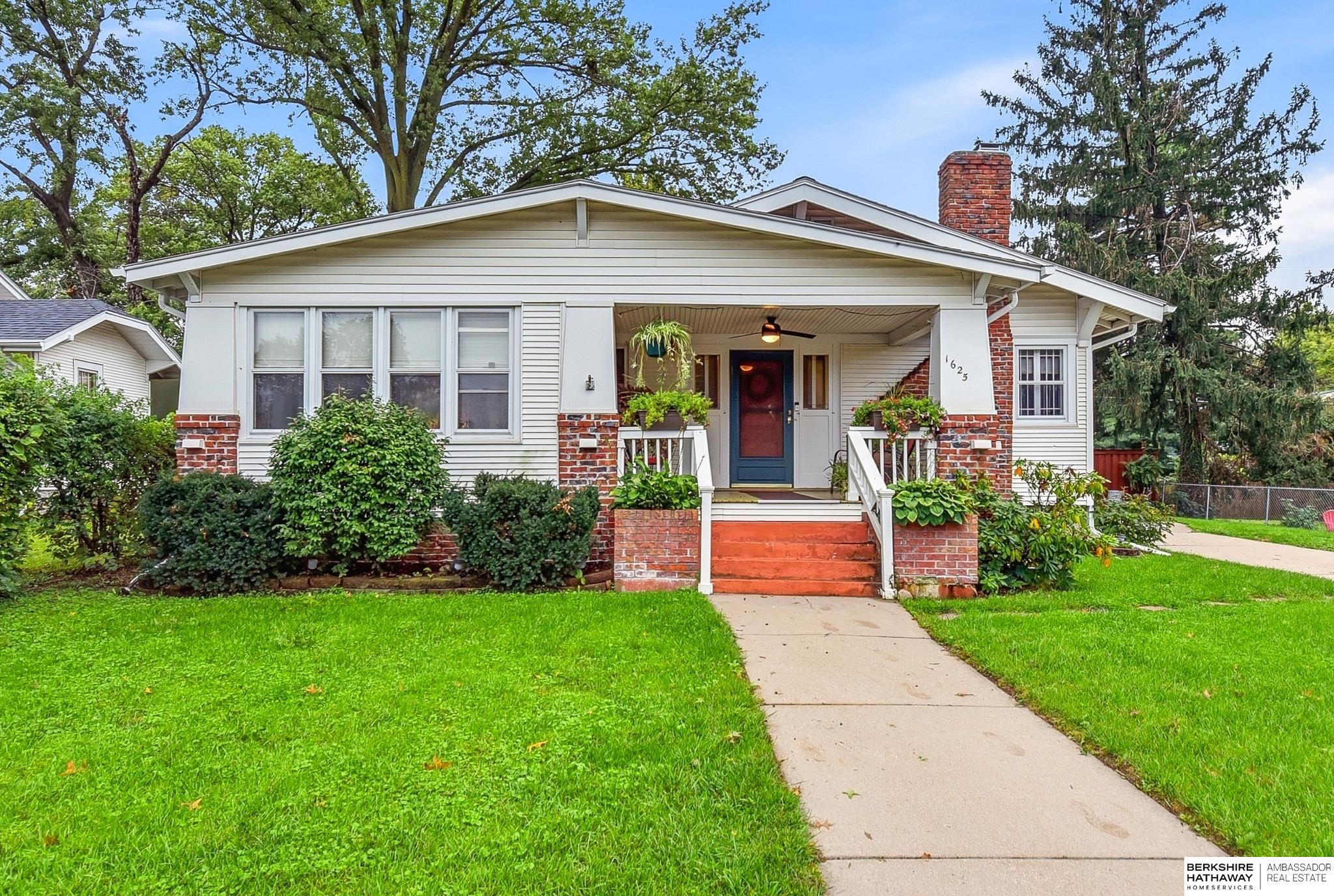 1625 Burr Street — photo
