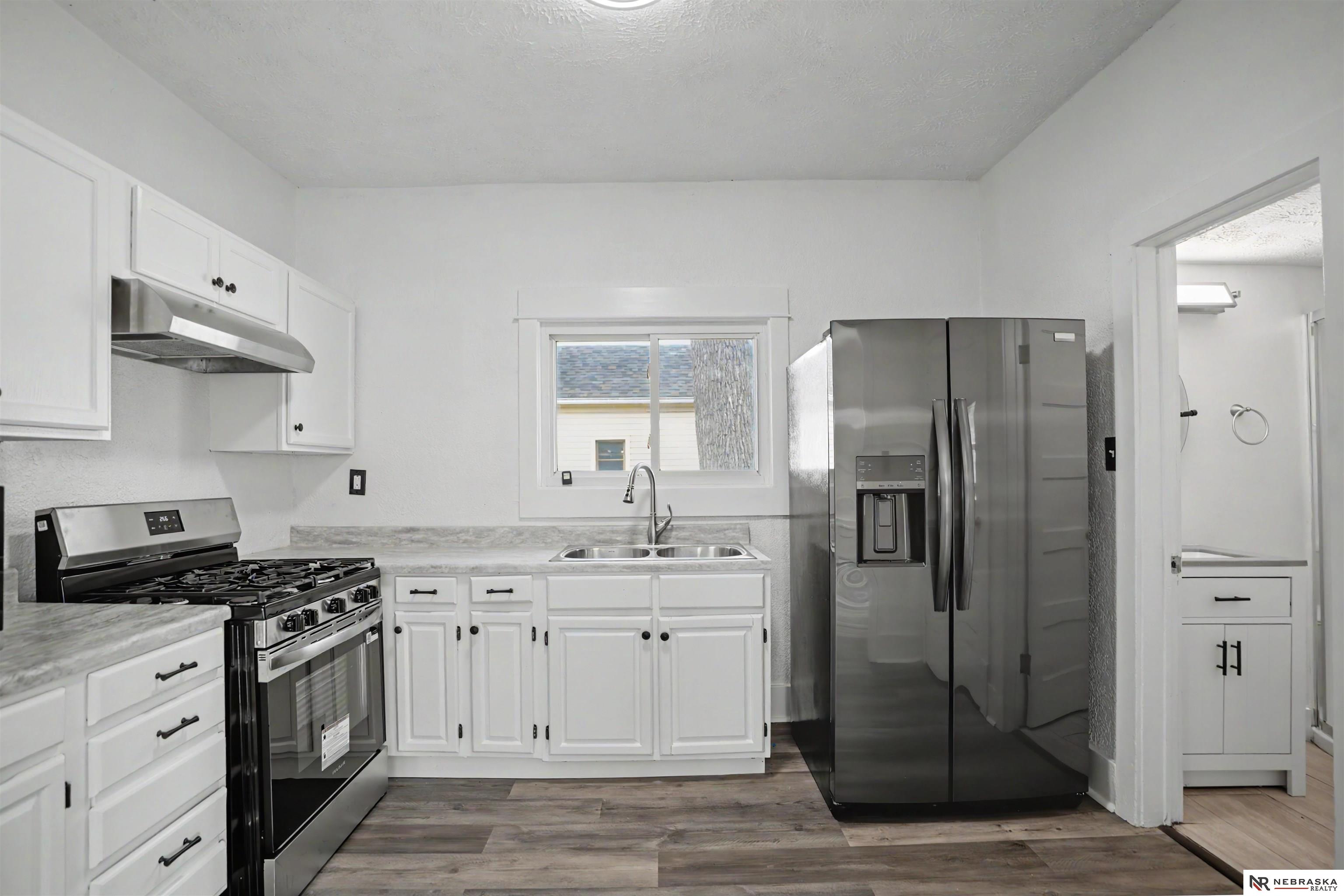 2411 Madison Street — photo