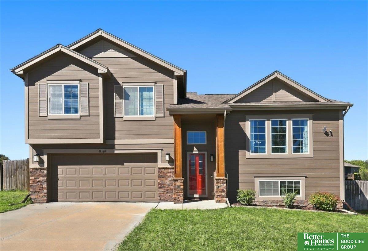 14320 Tregaron Drive — photo