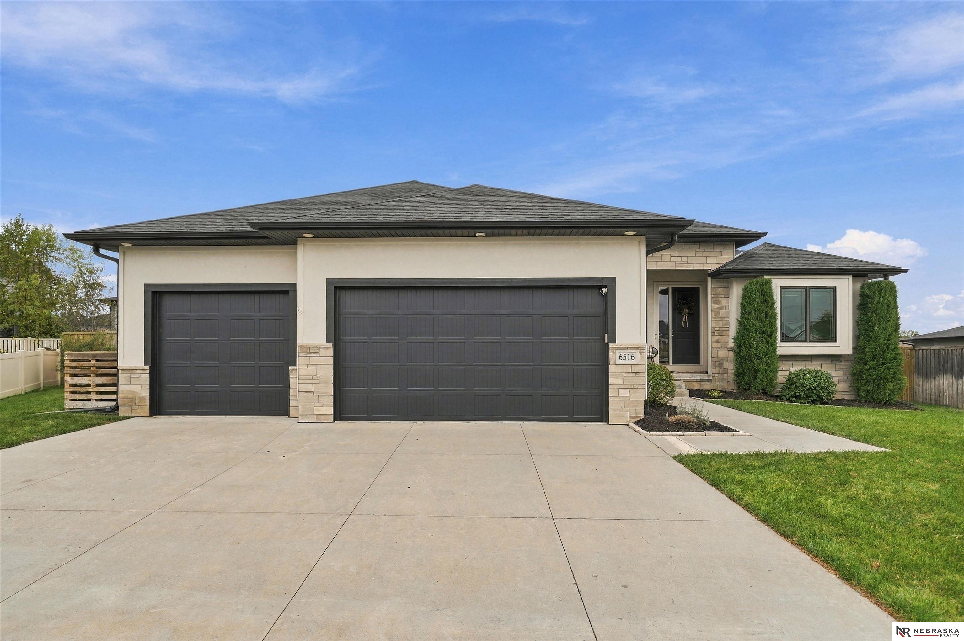 6516 Julia Circle — photo