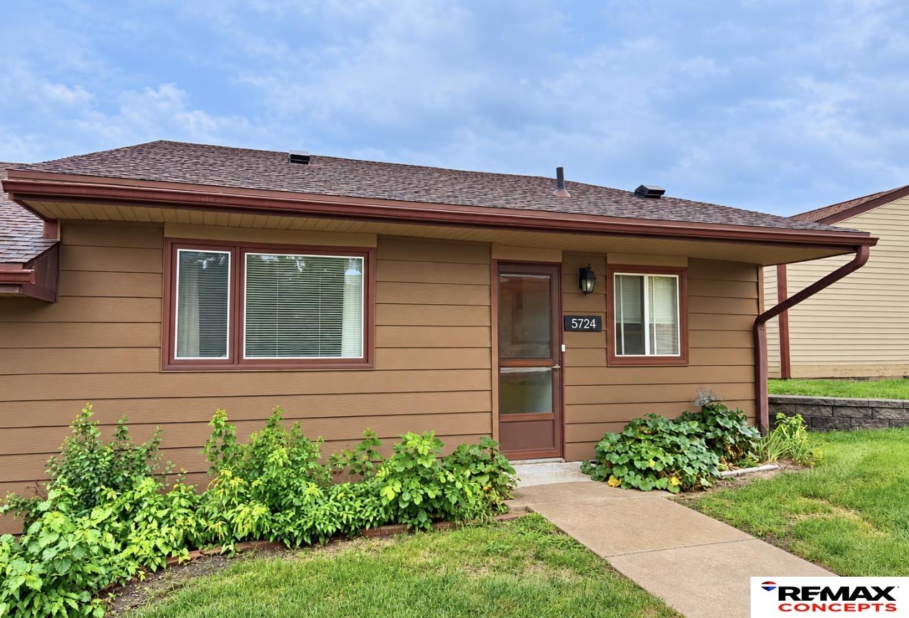 5724 Enterprise Drive — photo