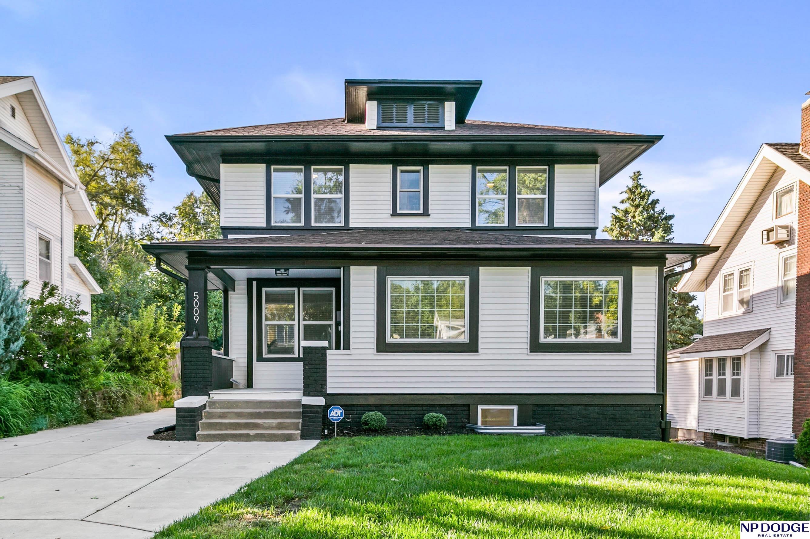 5009 Burt Street — photo