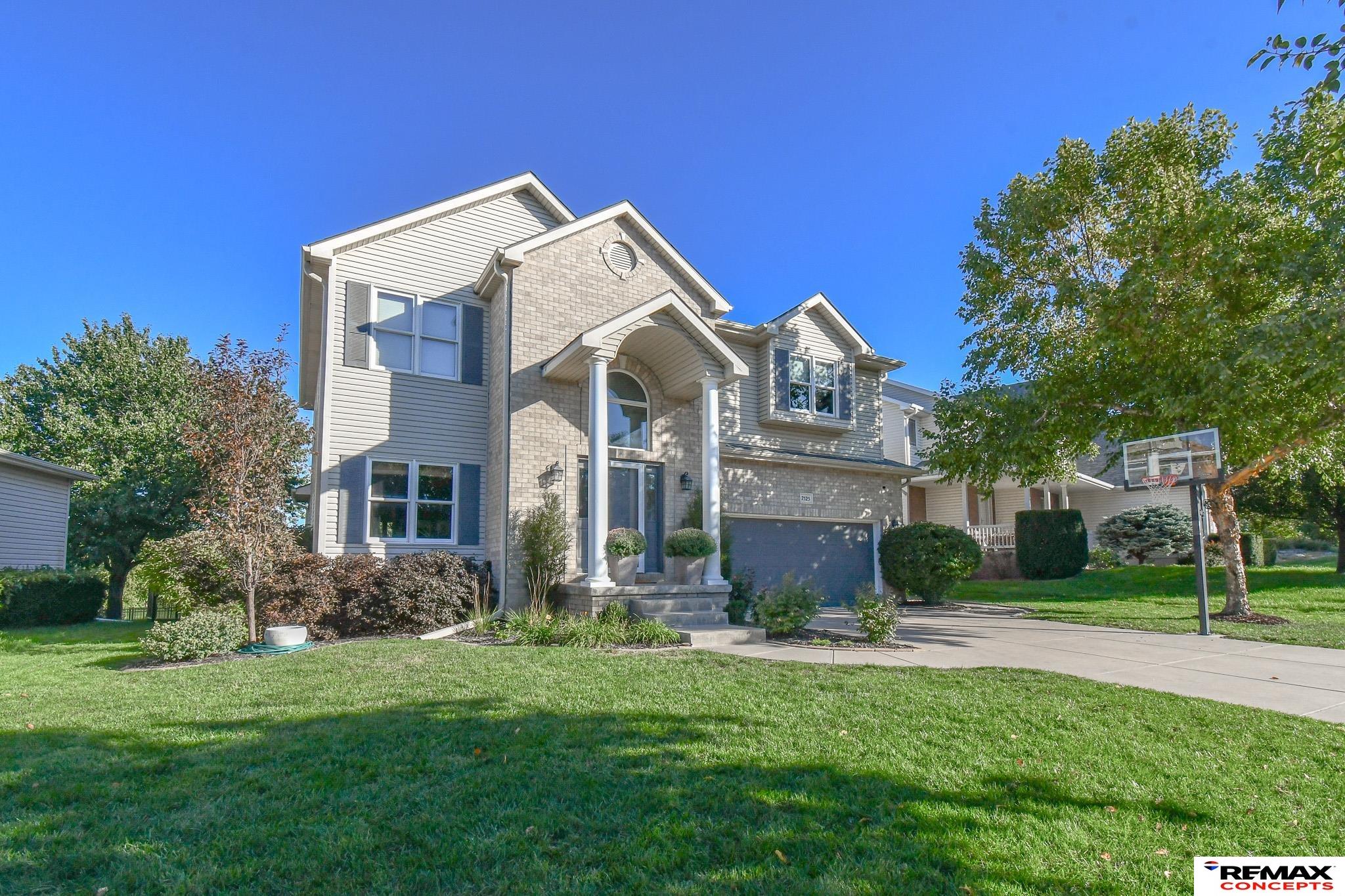 7525 Plum Creek Drive — photo