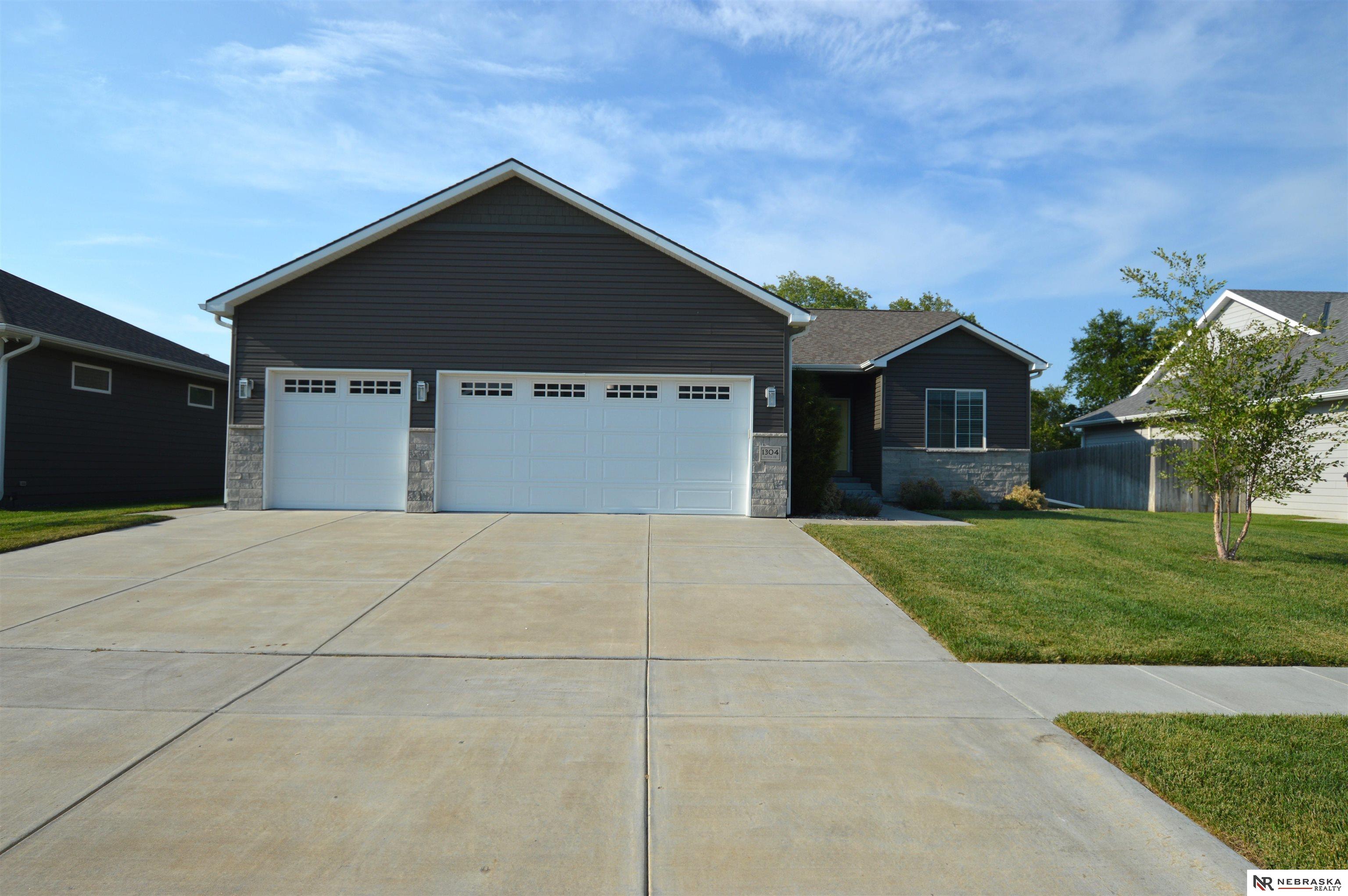 1304 Olivia Drive — photo
