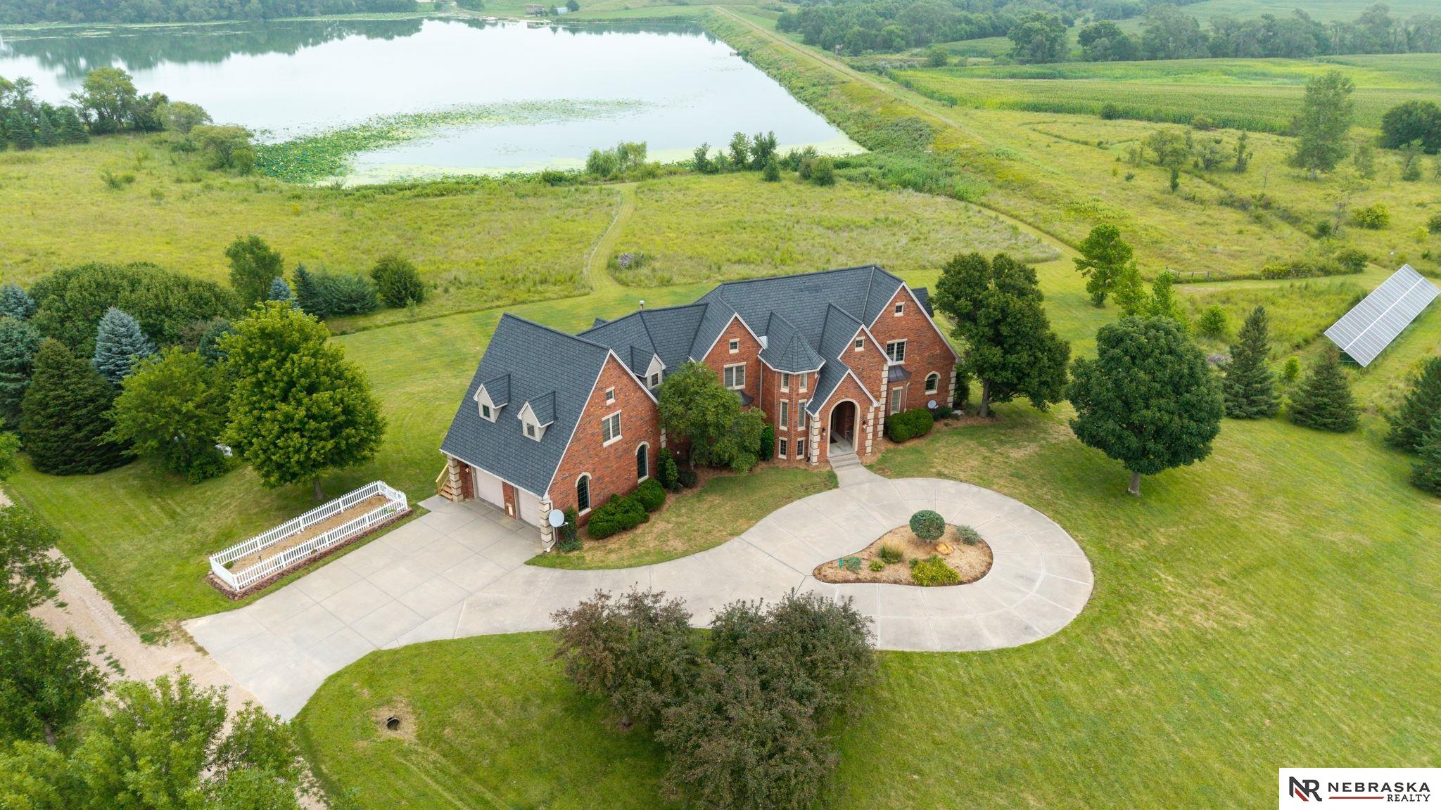 746 County Rd P — photo