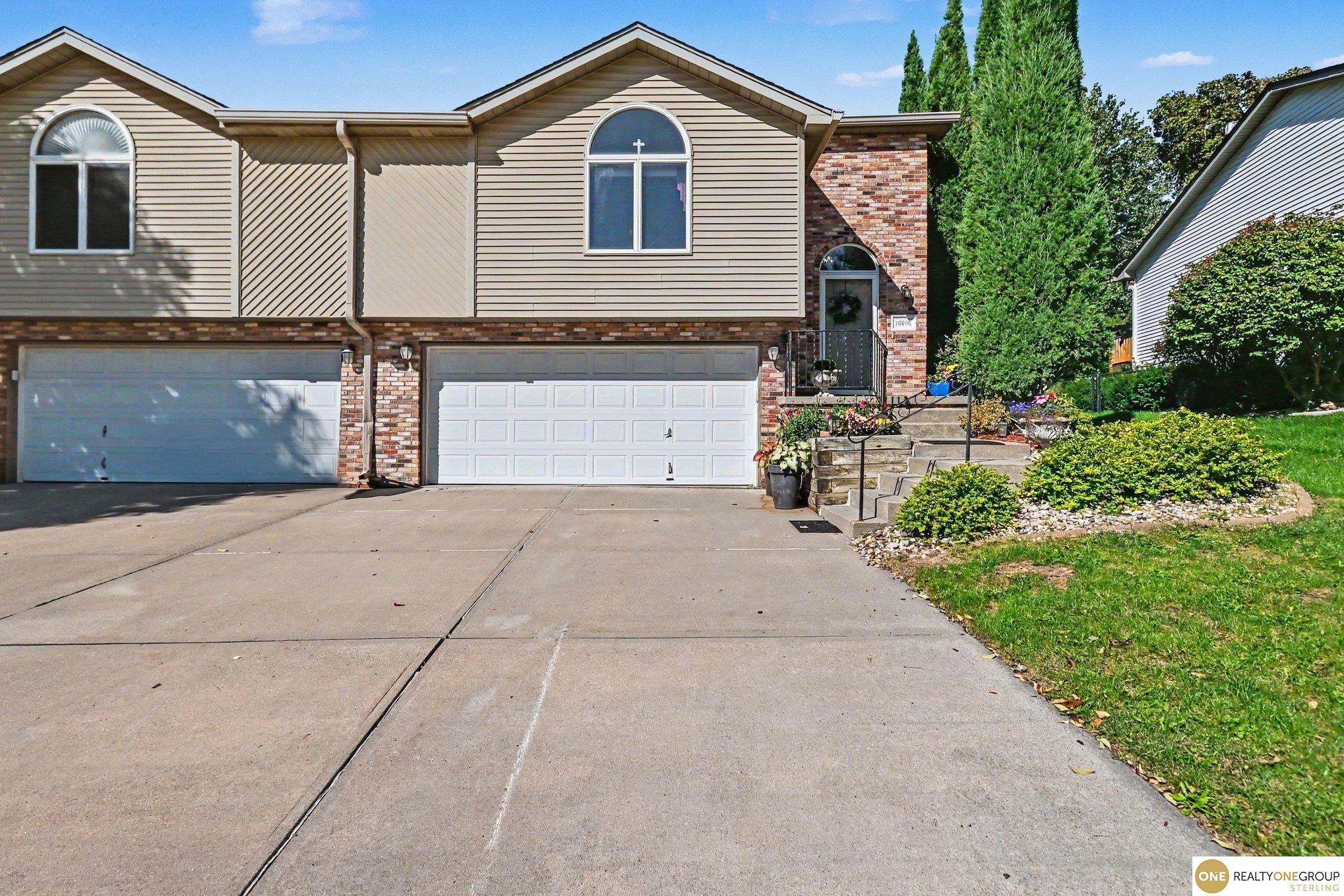 16608 Monroe Street — photo