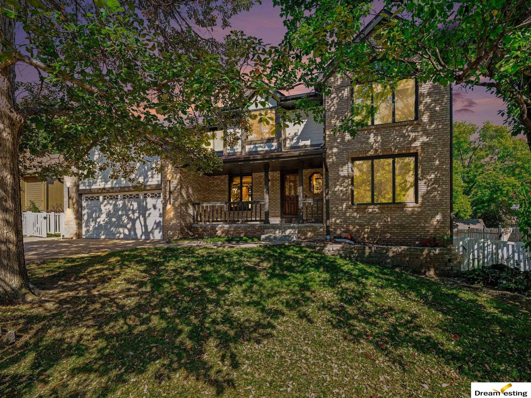 1016 Tekamah Lane — photo