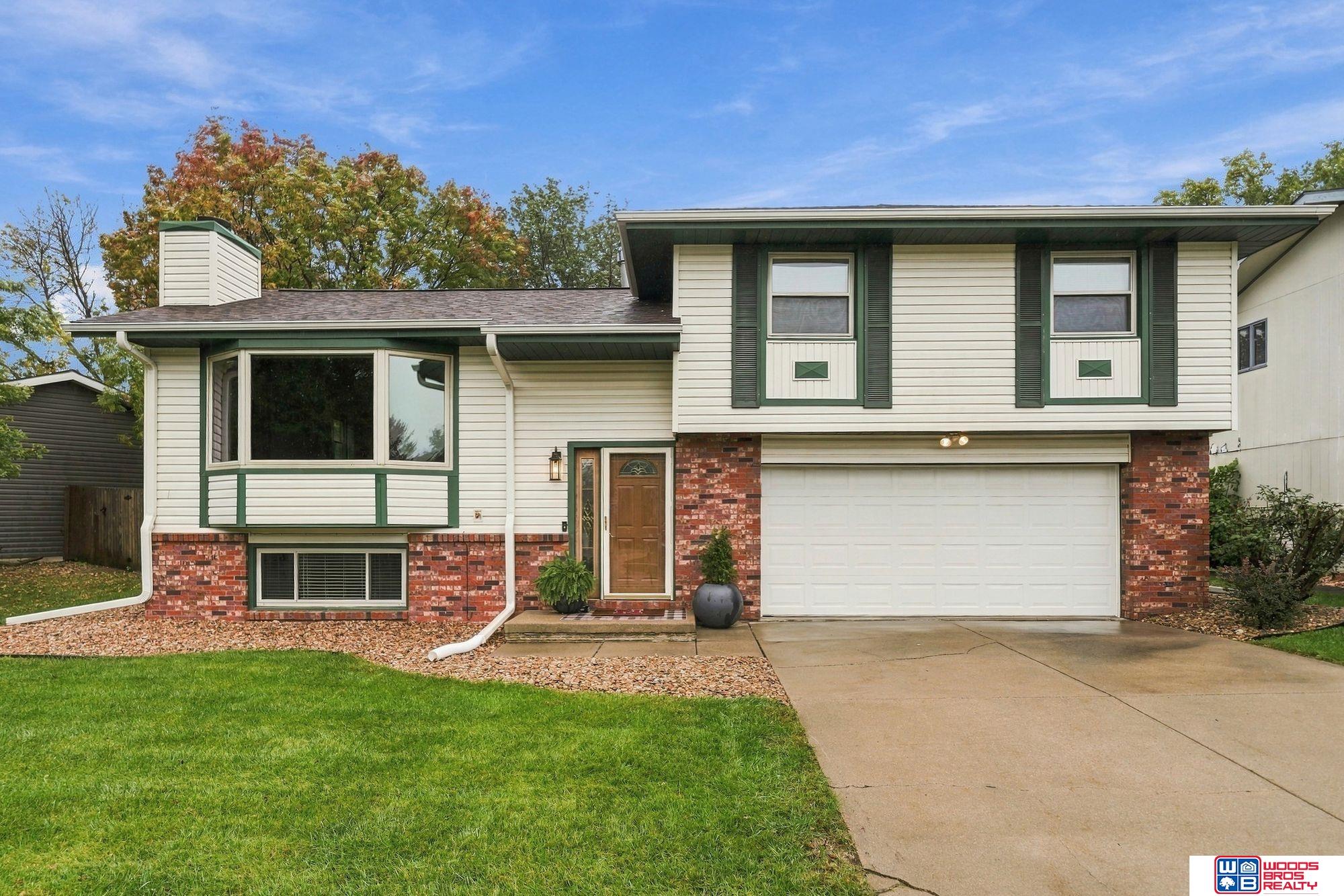 5221 English Drive — photo