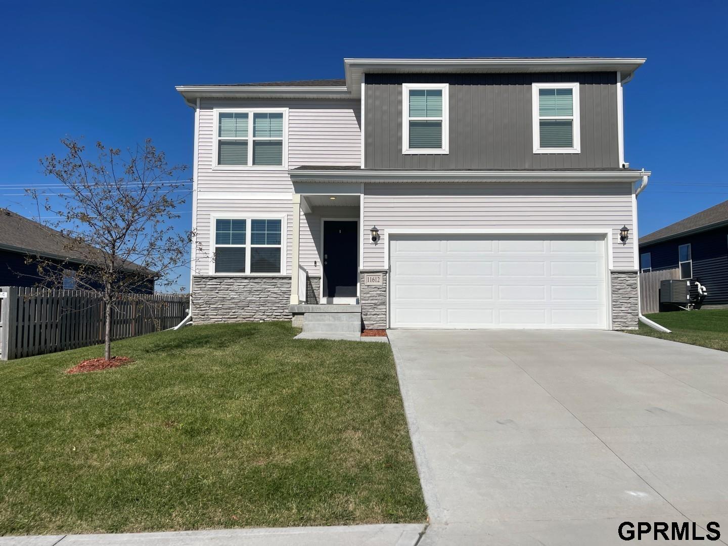 11612 Port Royal Drive — photo