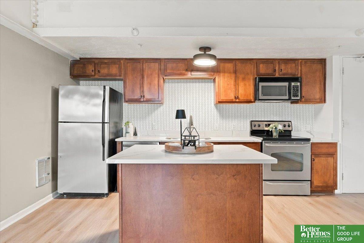 105 N 31 Avenue #302 — photo