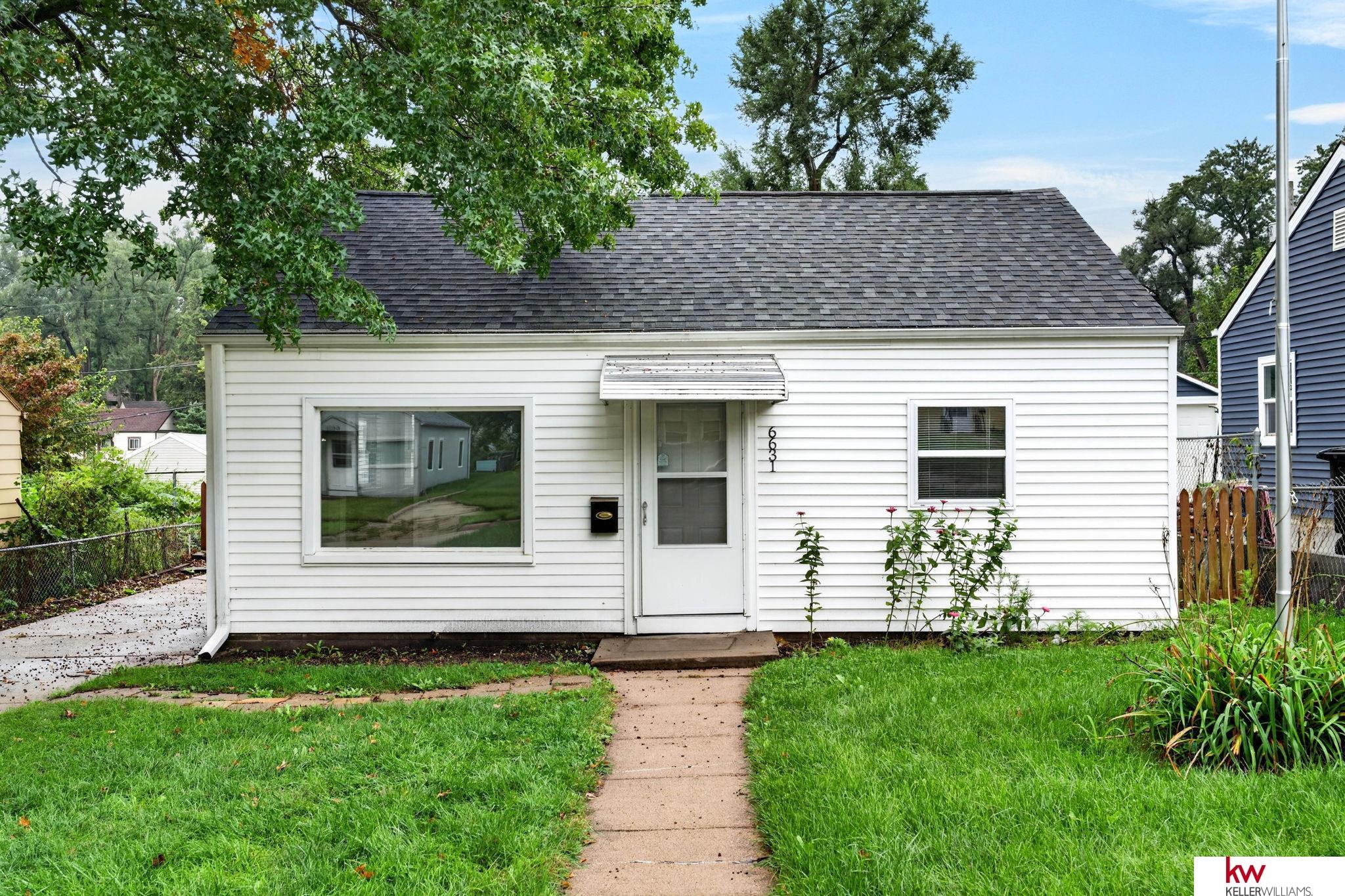6631 Franklin Street — photo
