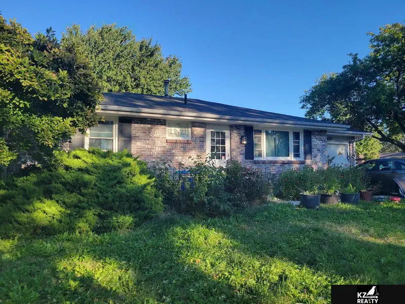 5800 Cedarwood Drive — photo