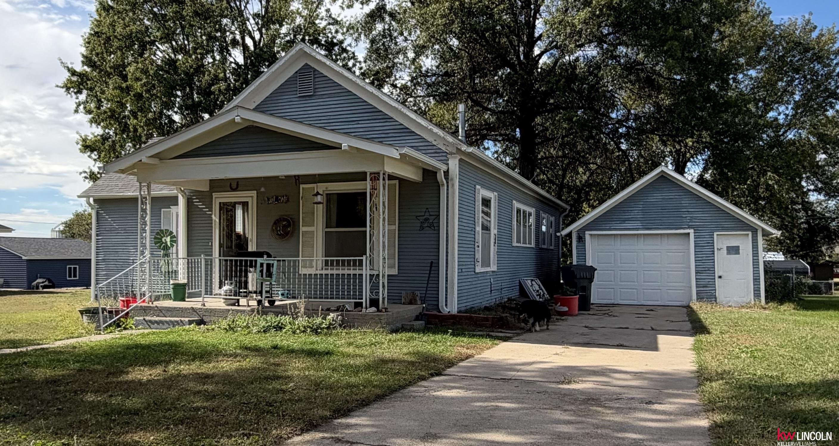 611 7th Street, Deshler, NE 68340 — photo 2