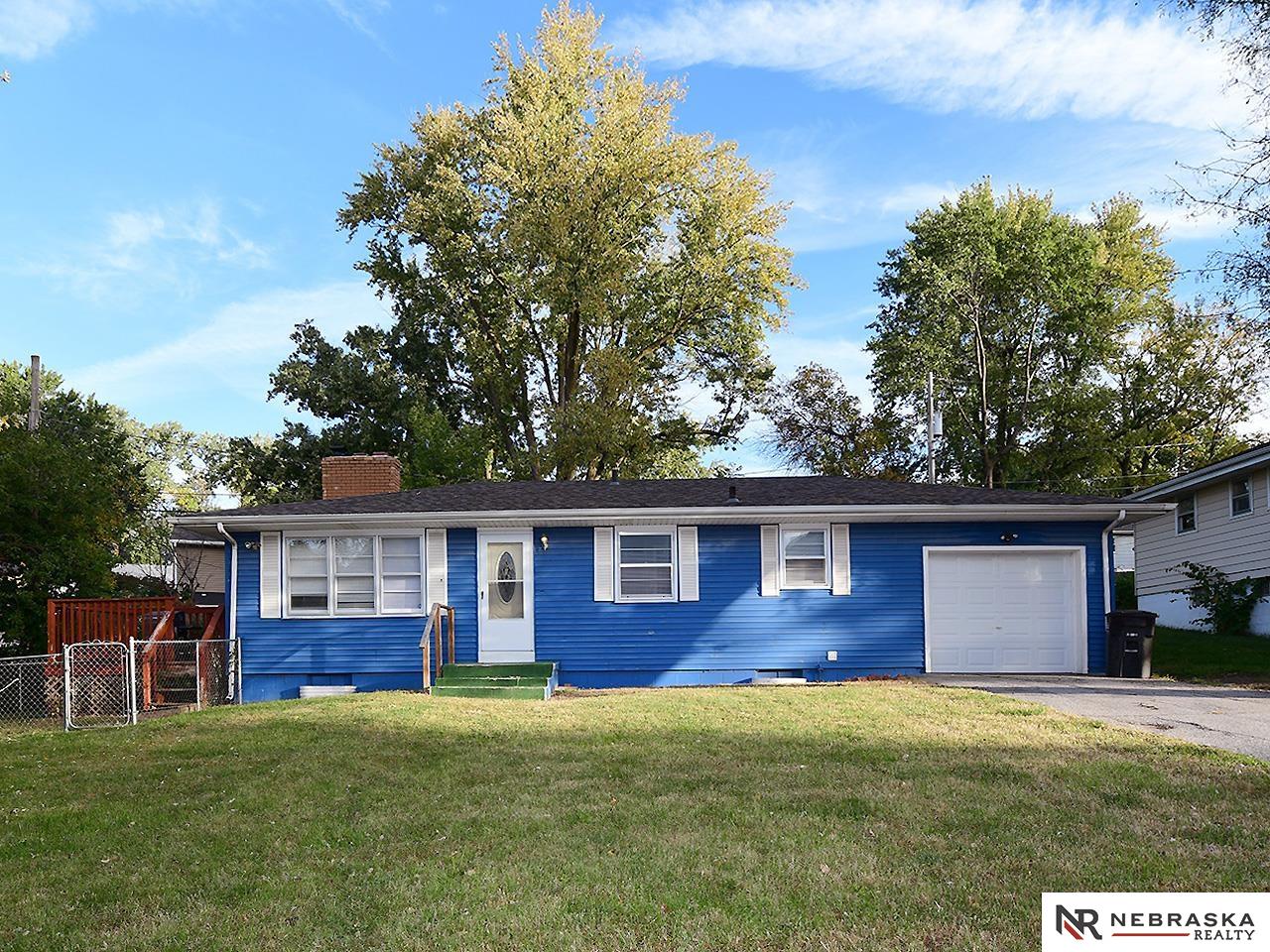 5806 Fowler Avenue — photo