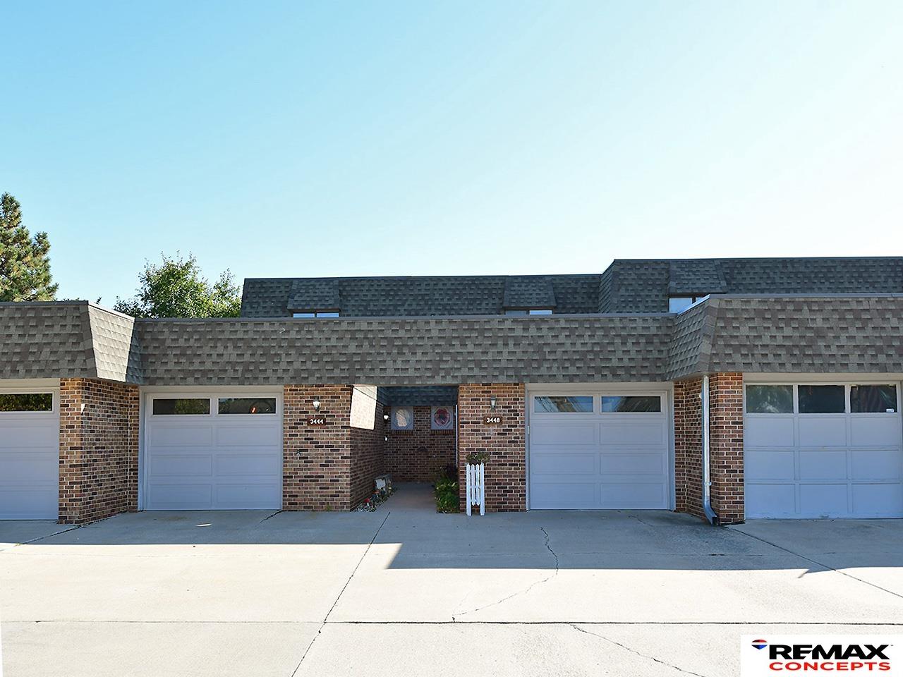 3448 Neerpark Drive — photo