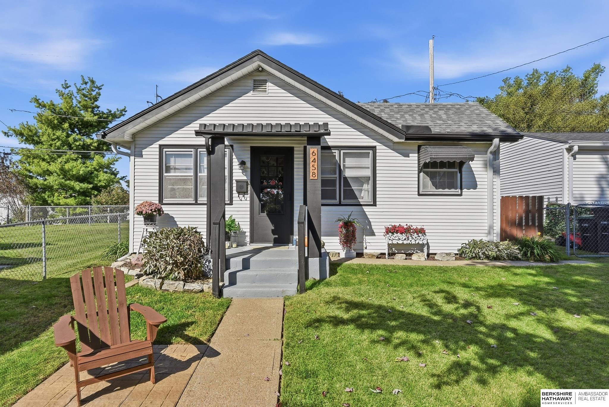 6458 Pierce Street — photo