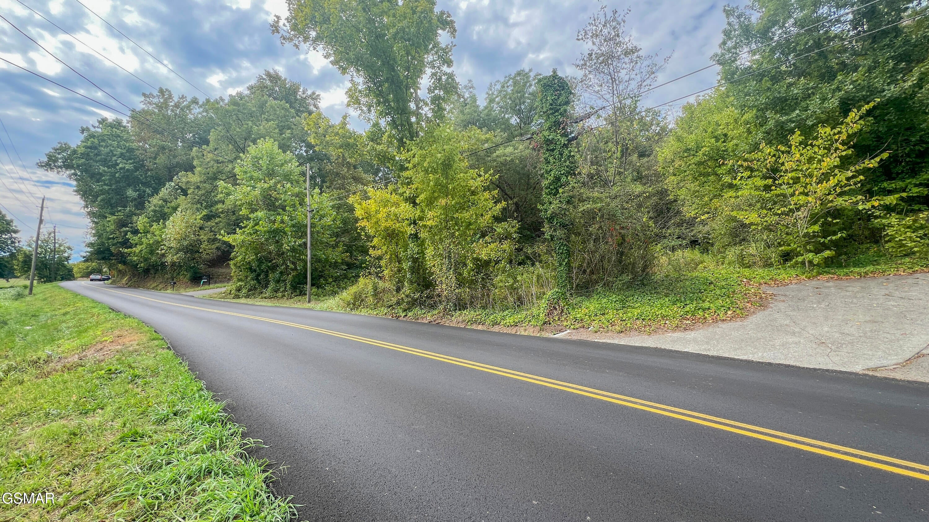 011.00 & . Old Knoxville Highway — photo