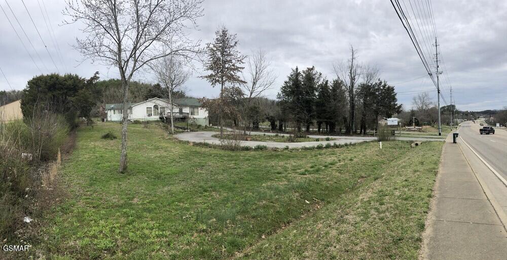 1134-1138 Wears Valley Road — photo