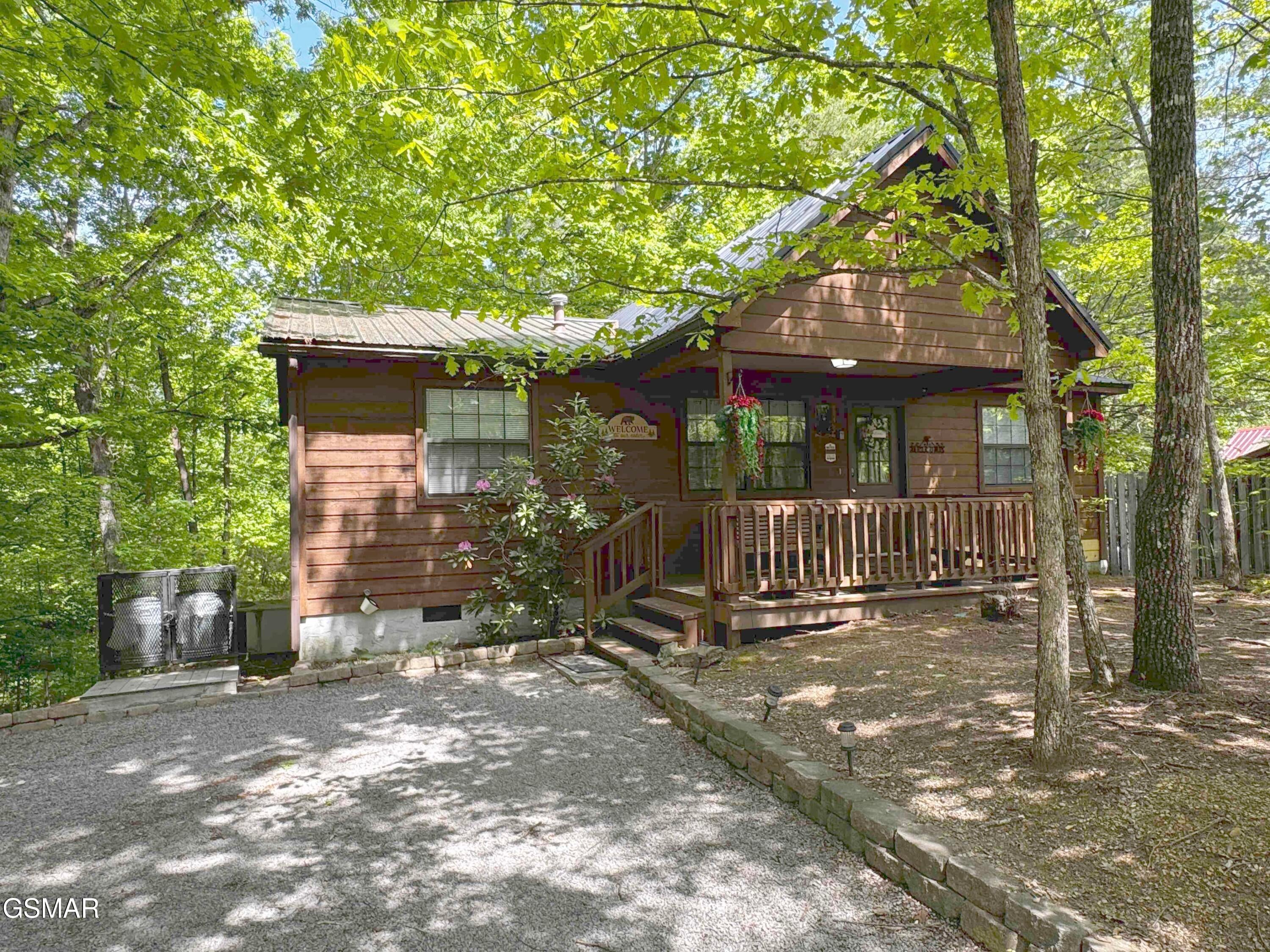 653 Oaks View Court Adalynns Retreat — photo